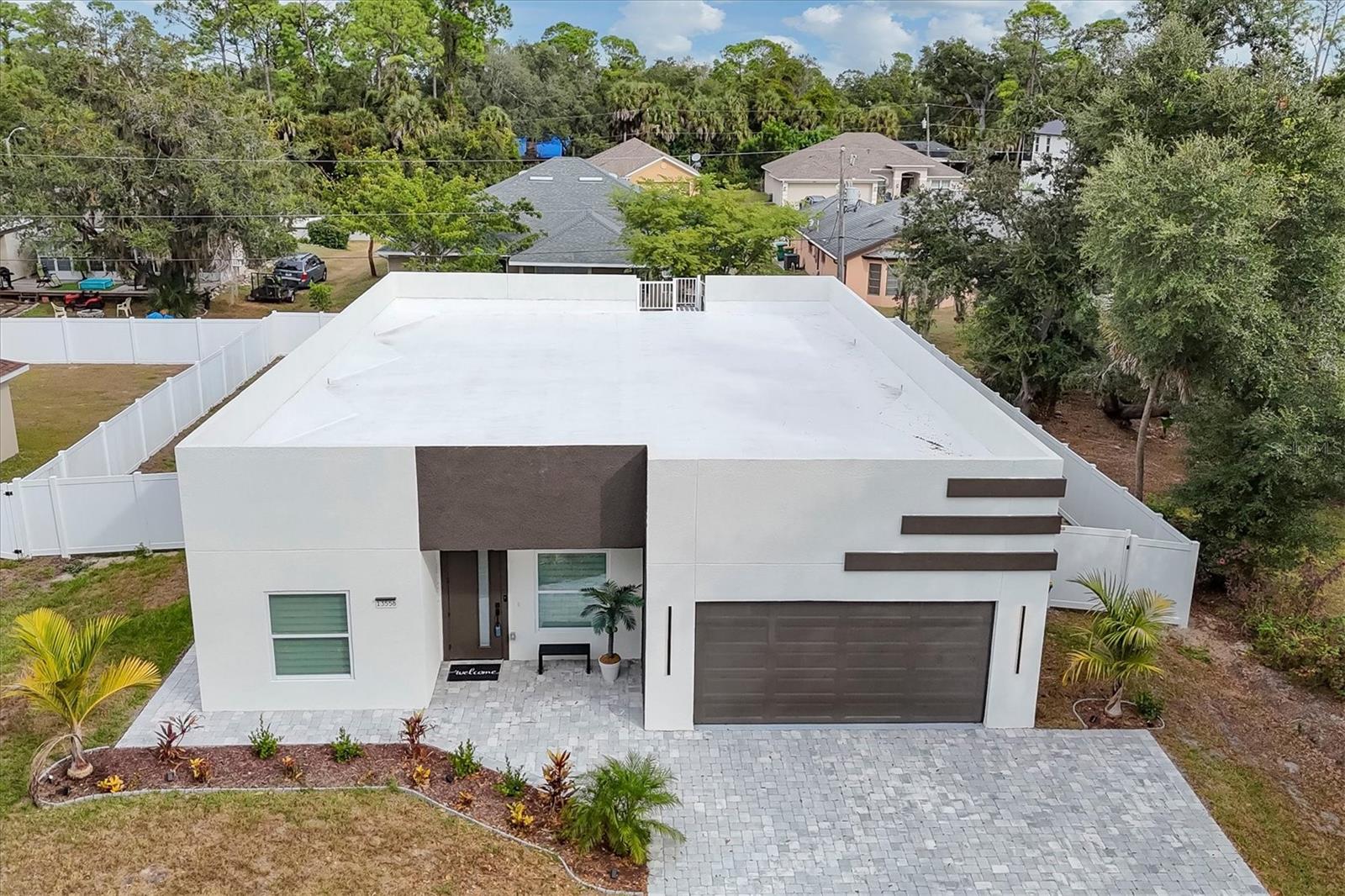 Image 2 of 50 For 13558 Ketridge Avenue