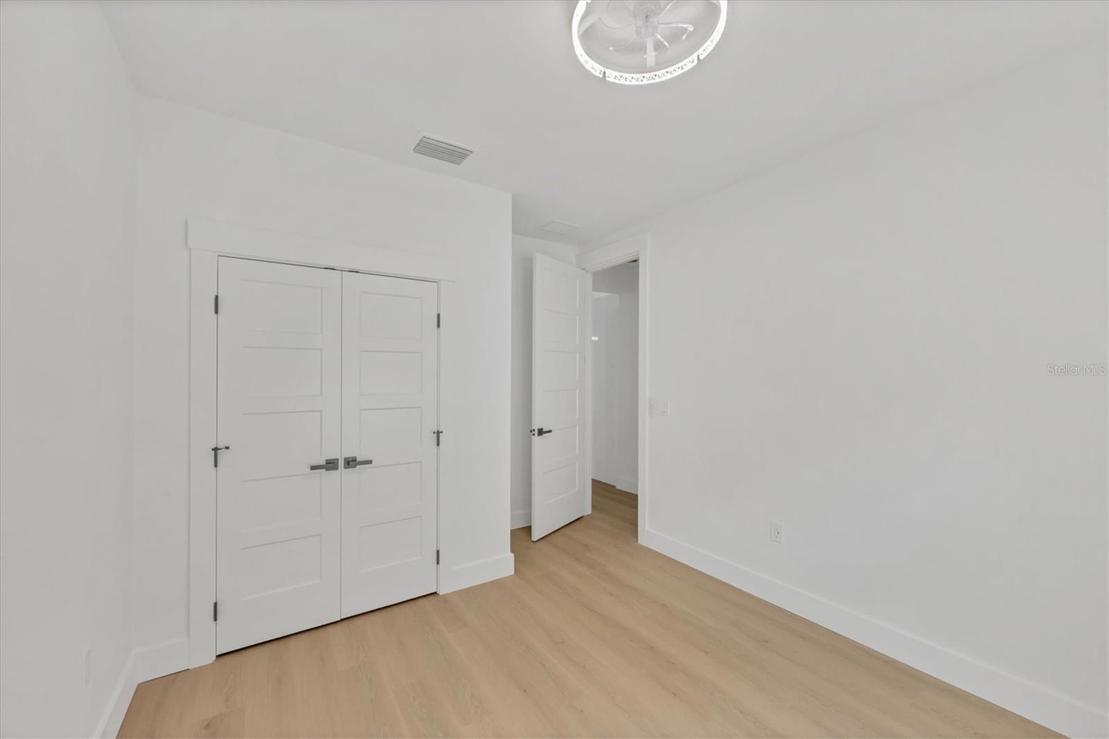 Image 33 of 50 For 13558 Ketridge Avenue