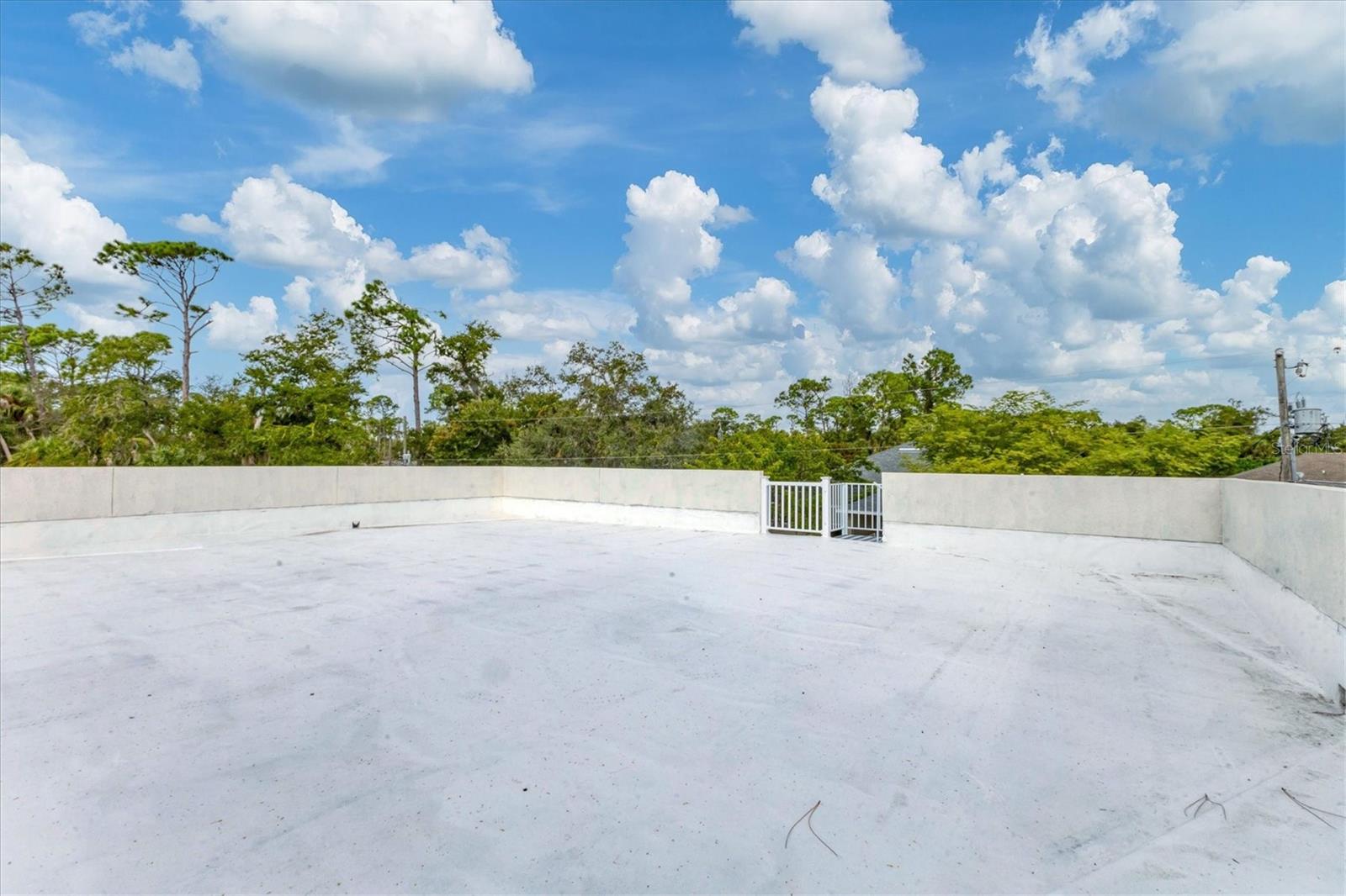 Image 37 of 50 For 13558 Ketridge Avenue