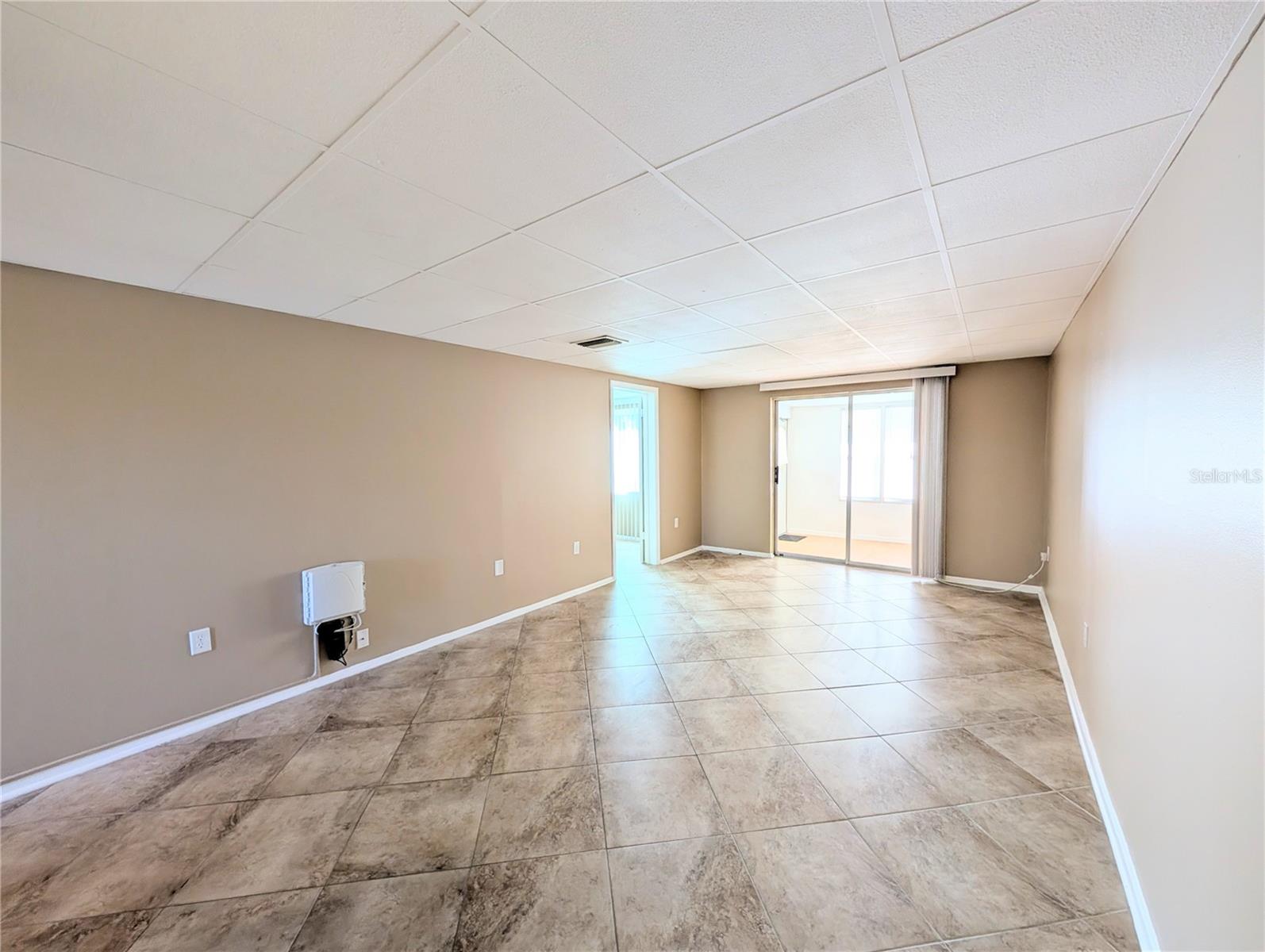 Image 5 of 26 For 4017 Lake Bayshore Drive 109