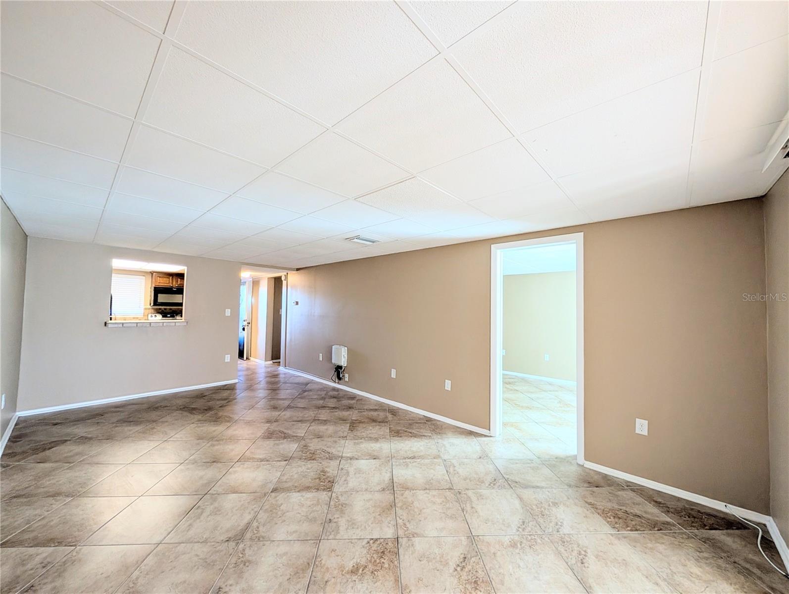 Image 8 of 26 For 4017 Lake Bayshore Drive 109