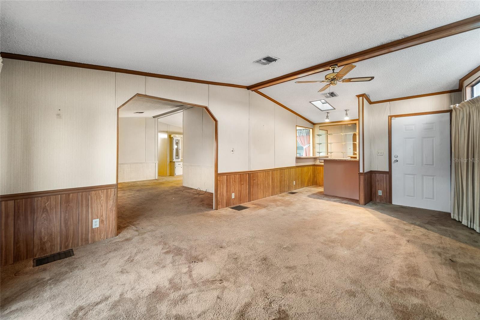 Image 13 of 30 For 8485 Imperial Circle