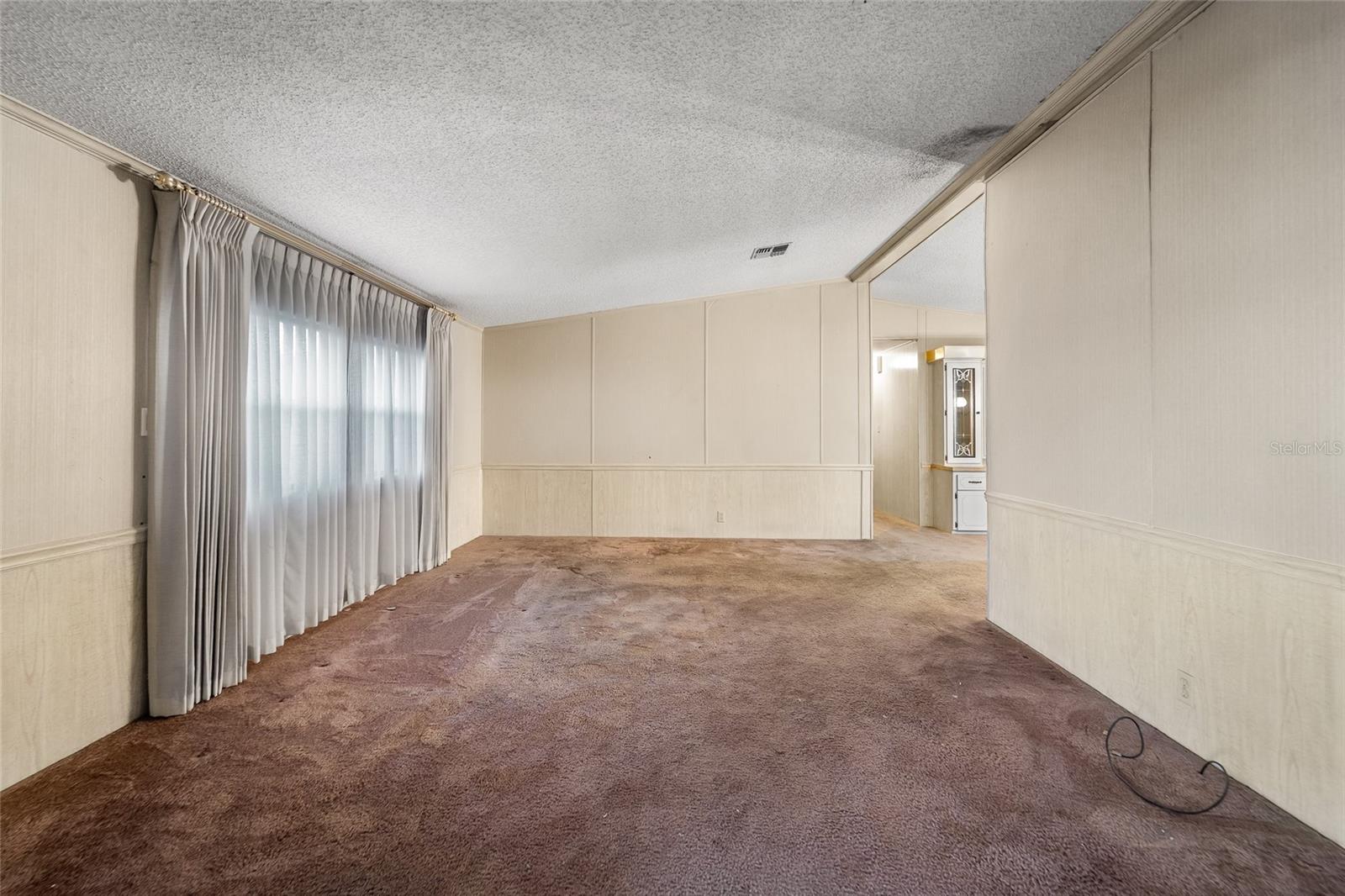 Image 9 of 30 For 8485 Imperial Circle