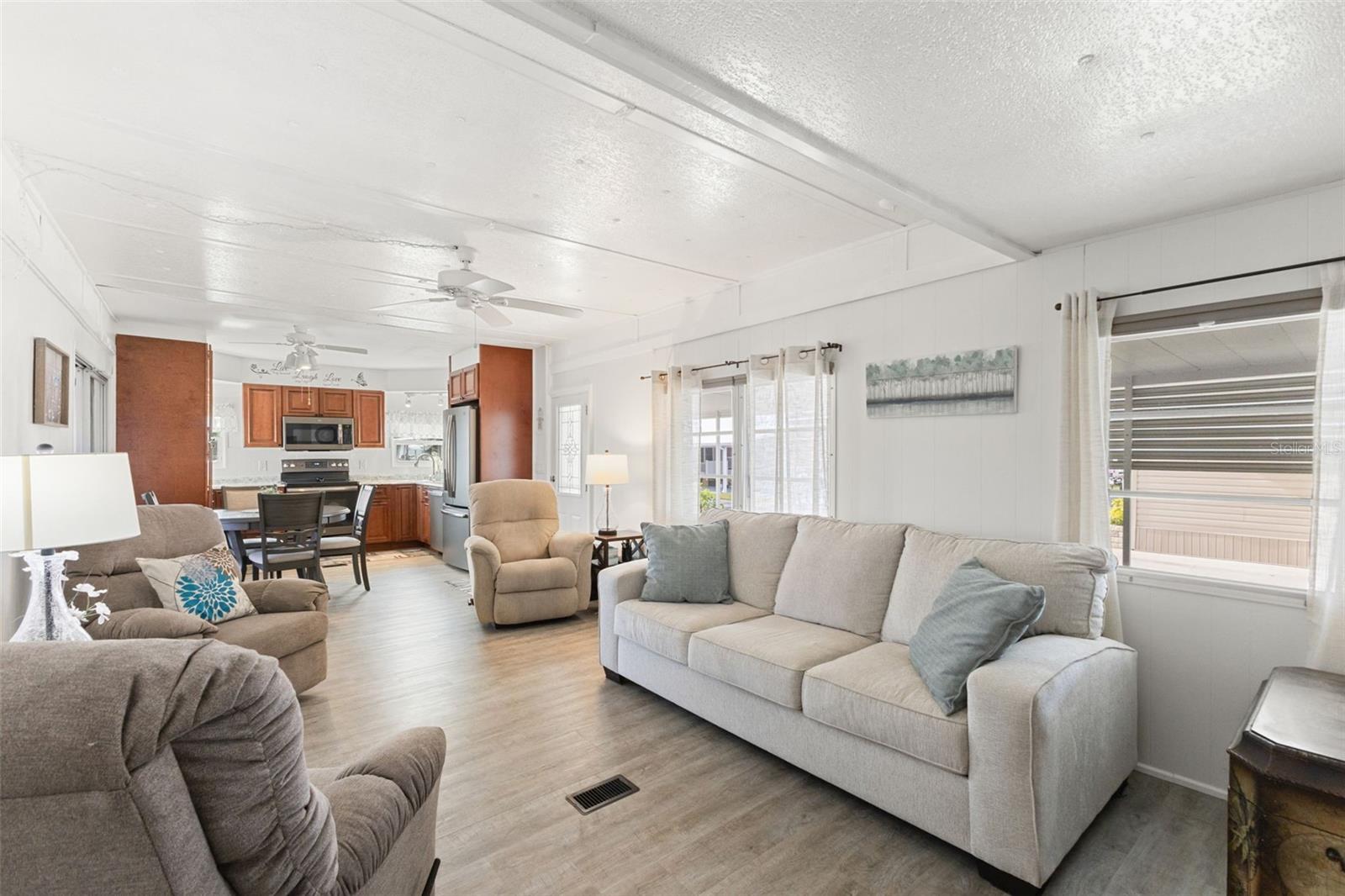 Image 11 of 40 For 354 Quiet Way