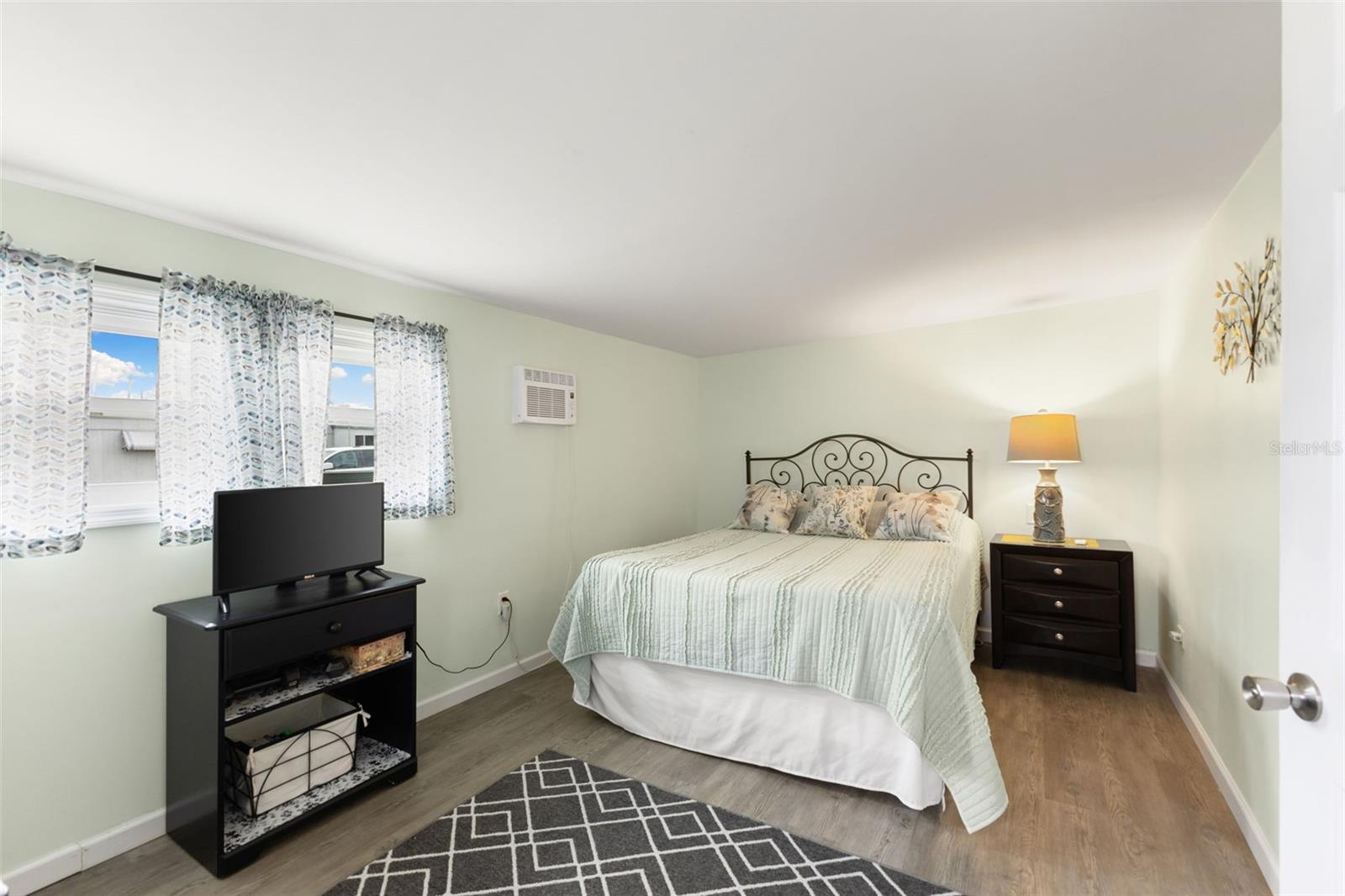 Image 26 of 40 For 354 Quiet Way