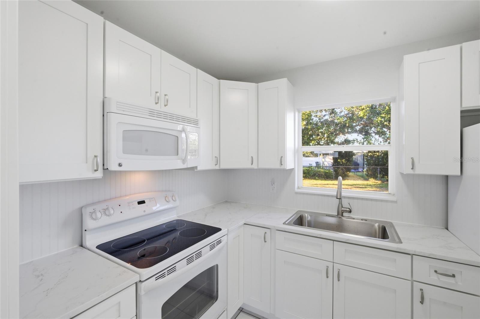 Image 11 of 22 For 3323 Barstow Street