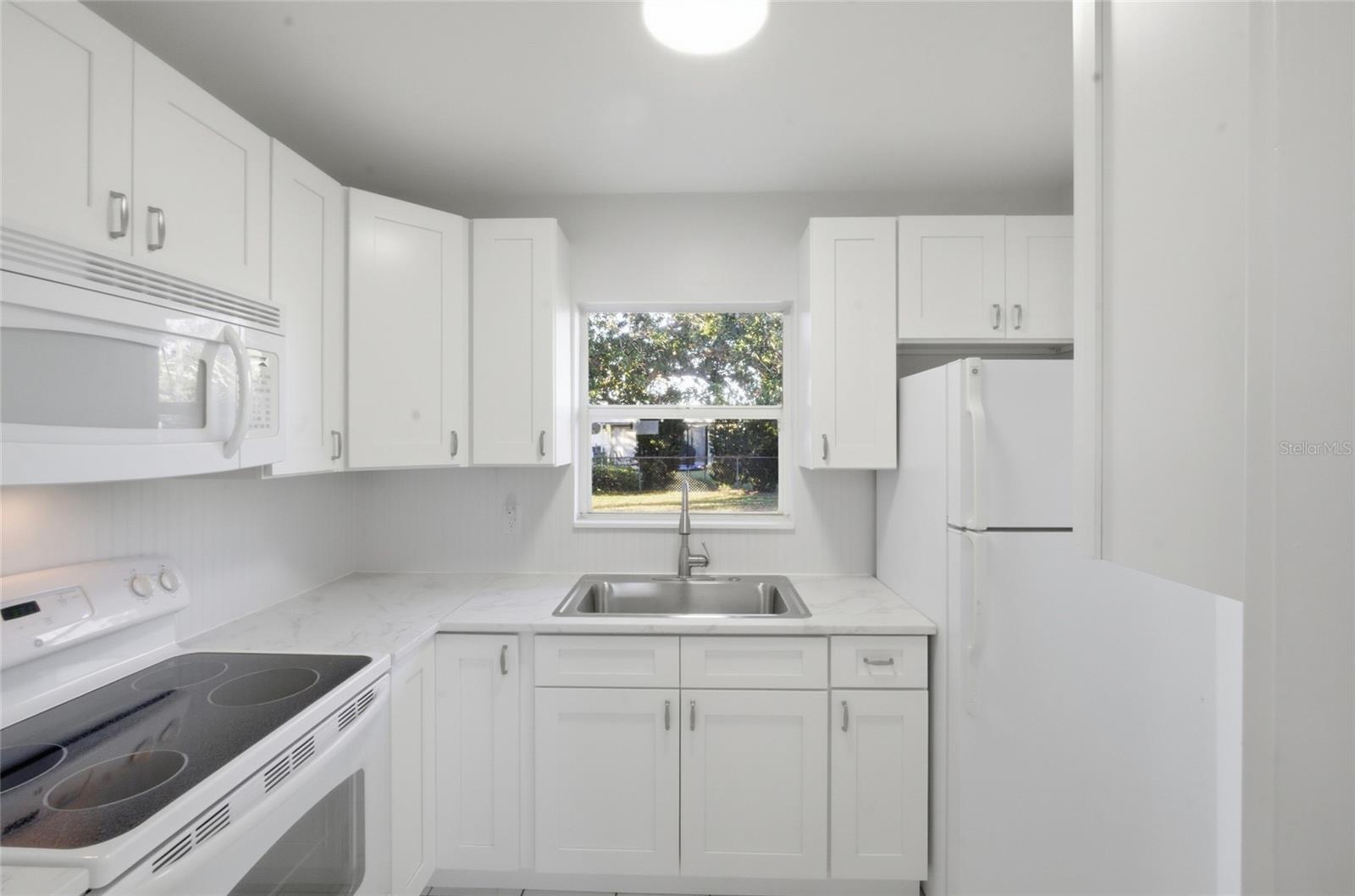 Image 12 of 22 For 3323 Barstow Street