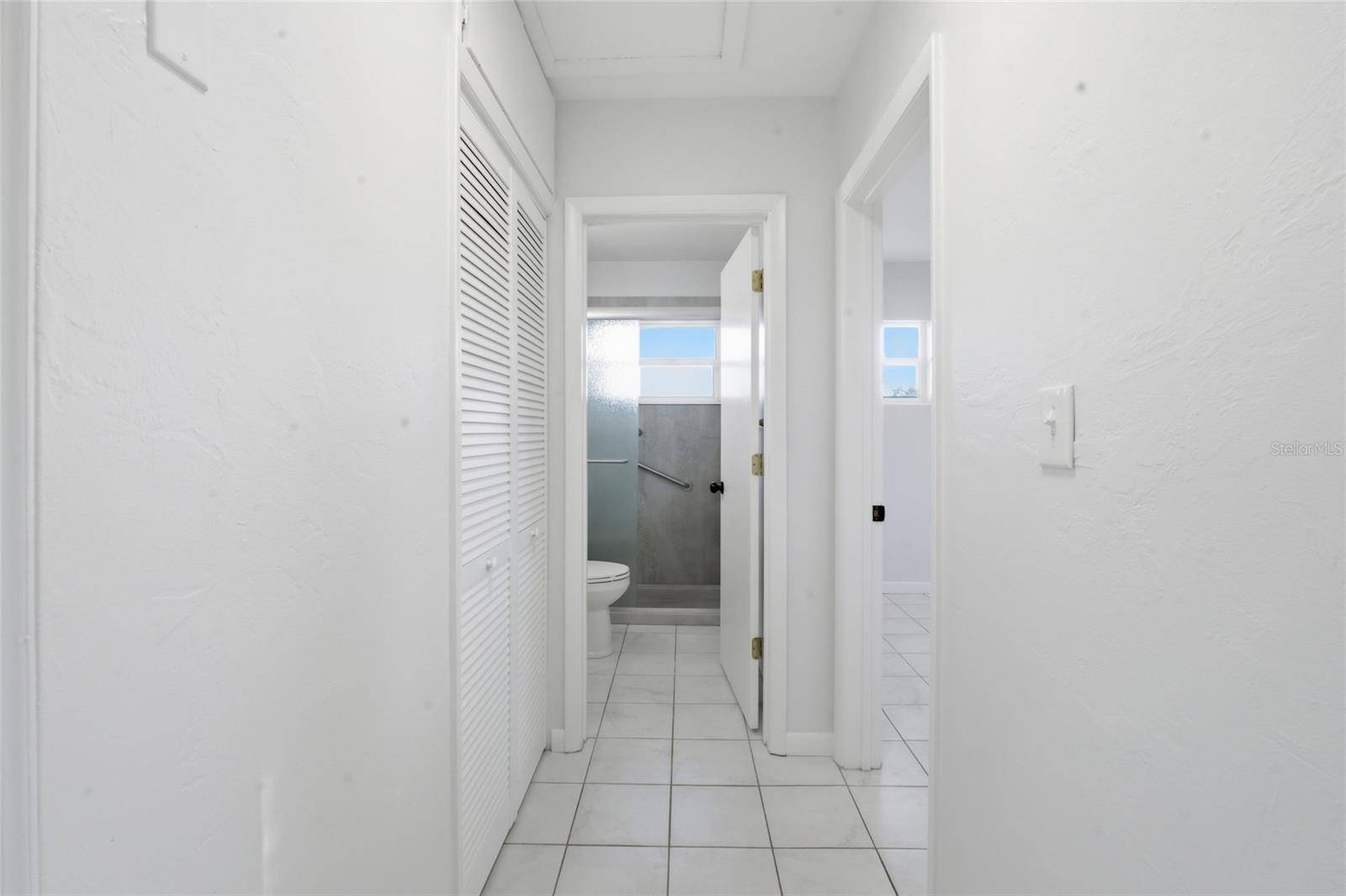 Image 17 of 22 For 3323 Barstow Street