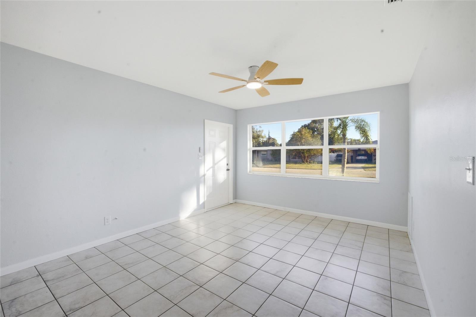 Image 7 of 22 For 3323 Barstow Street