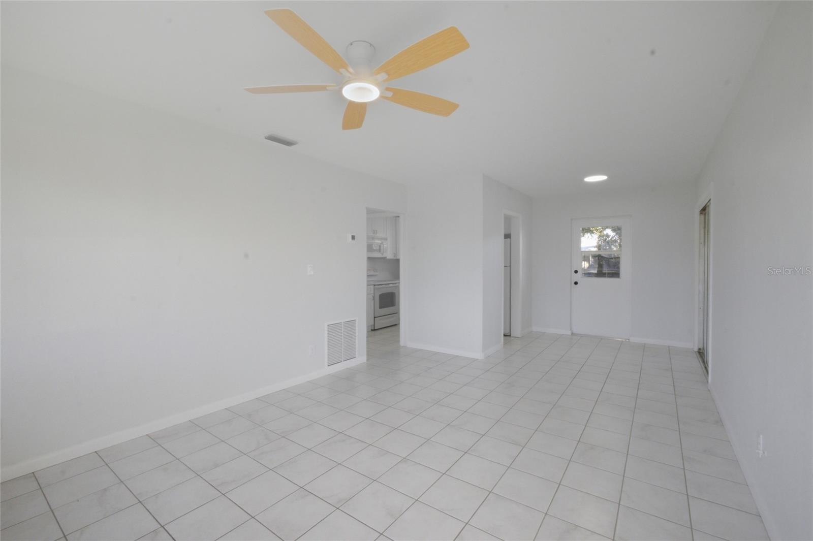 Image 8 of 22 For 3323 Barstow Street