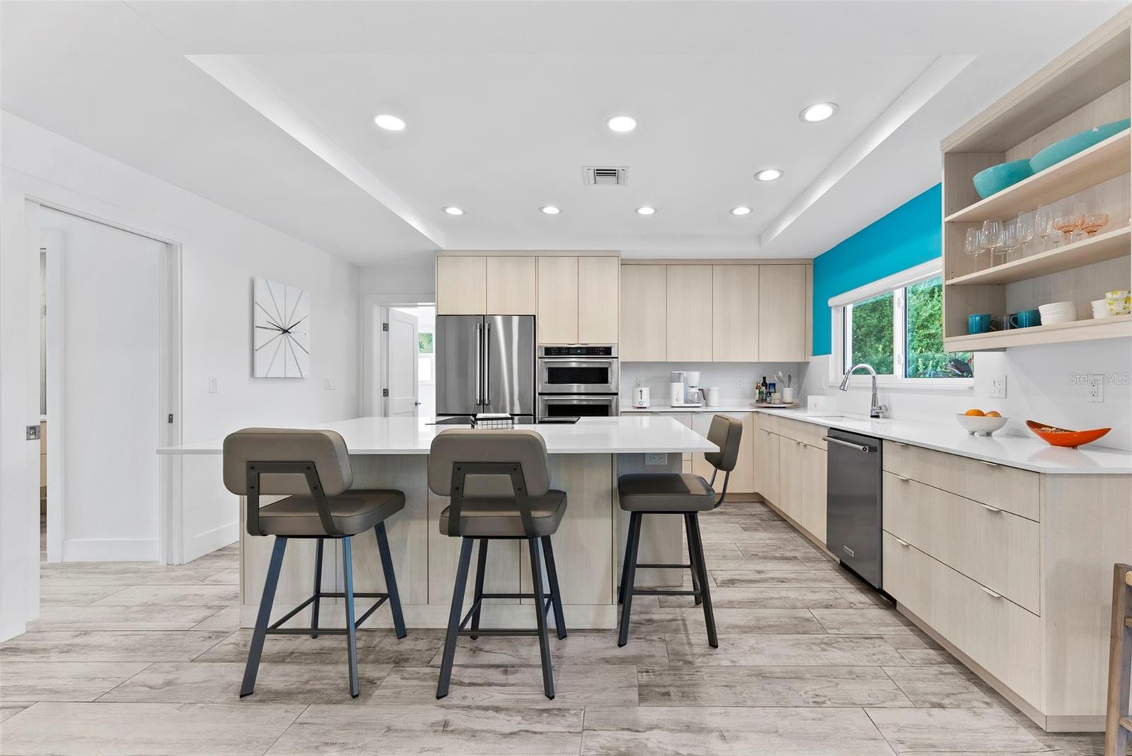 Image 10 of 93 For 507 Sante Joseph Street