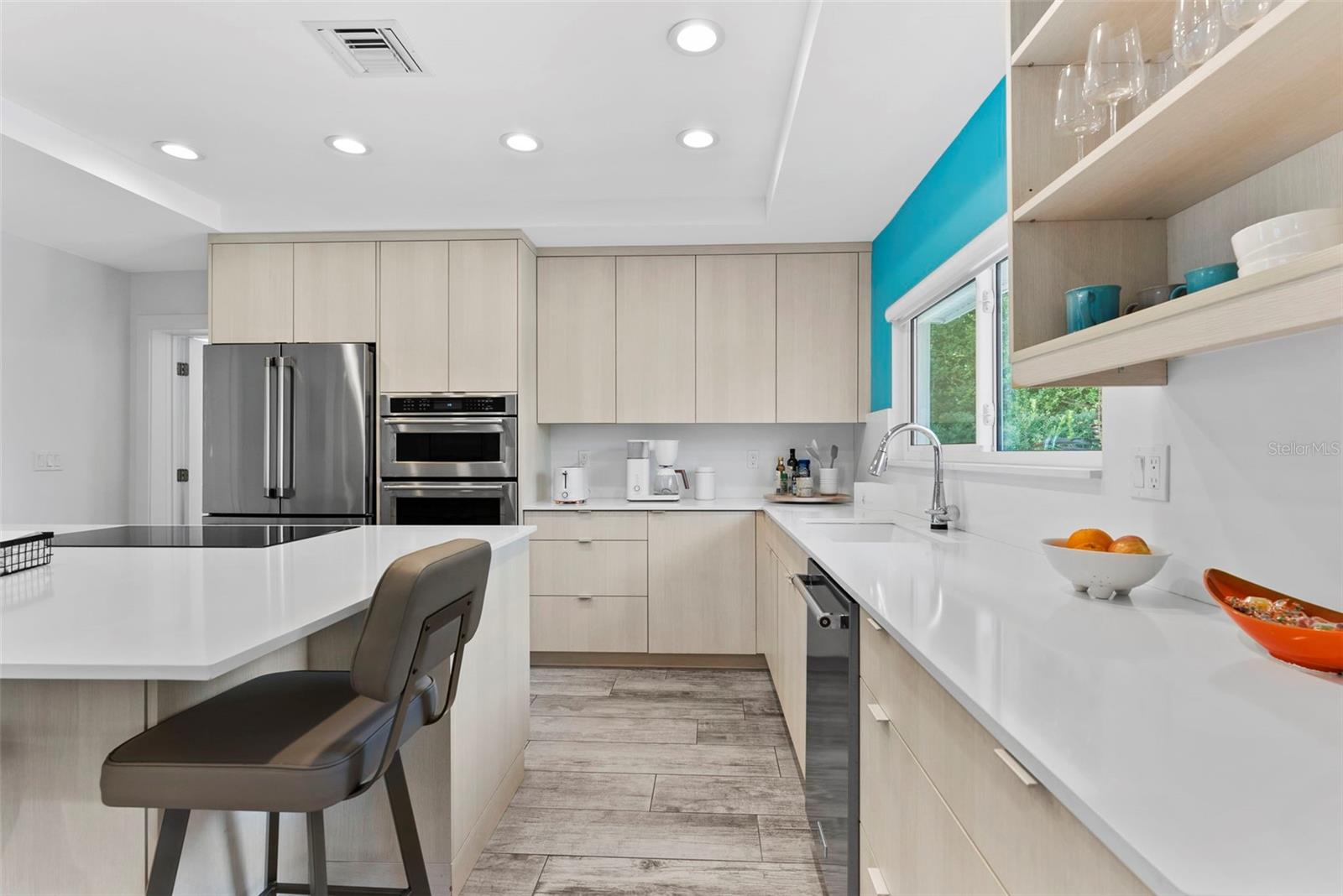 Image 19 of 93 For 507 Sante Joseph Street