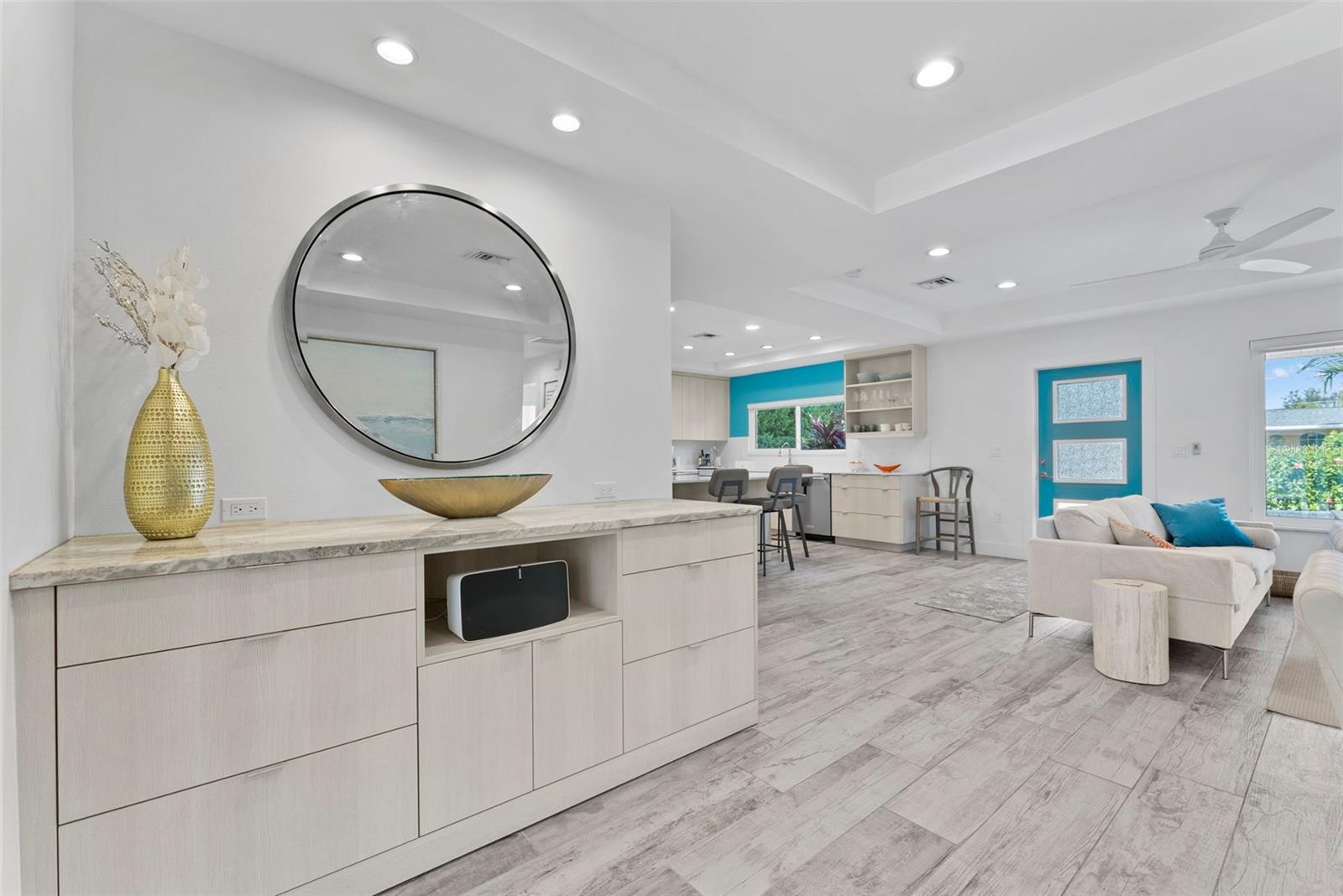 Image 22 of 93 For 507 Sante Joseph Street