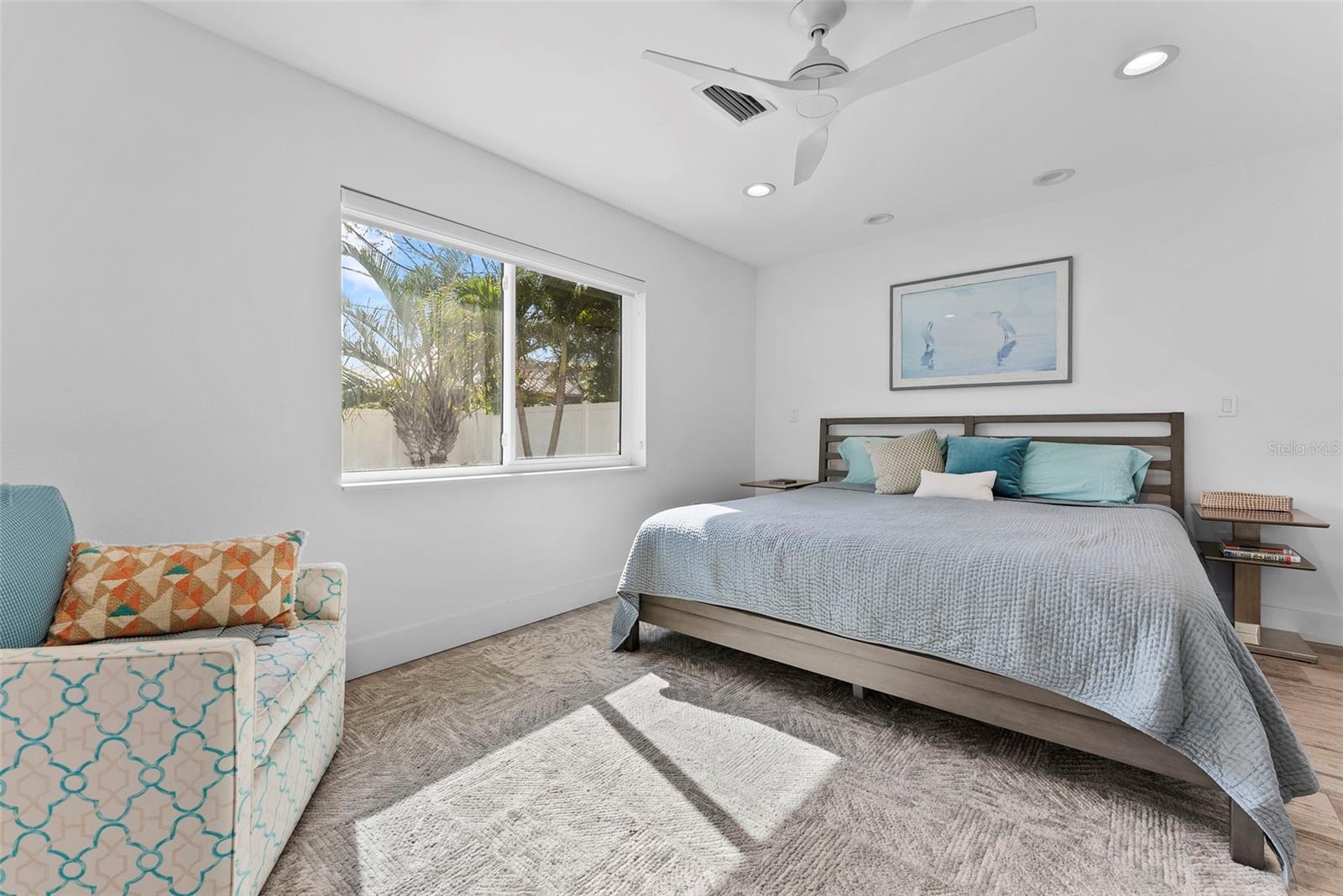 Image 25 of 93 For 507 Sante Joseph Street