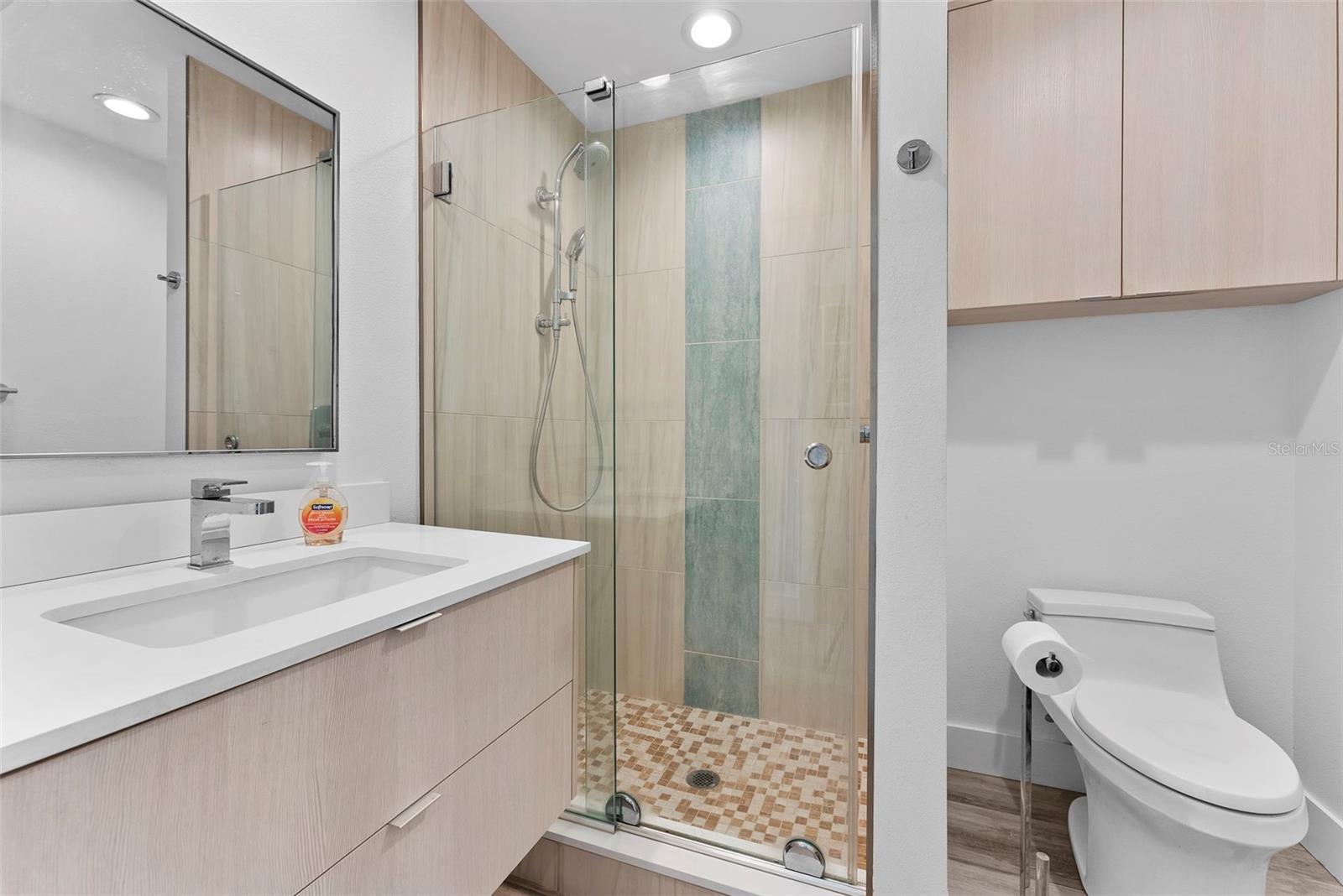 Image 27 of 93 For 507 Sante Joseph Street