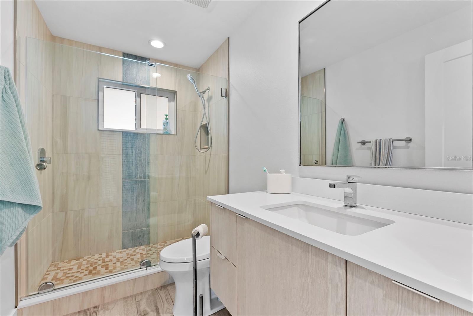 Image 35 of 93 For 507 Sante Joseph Street