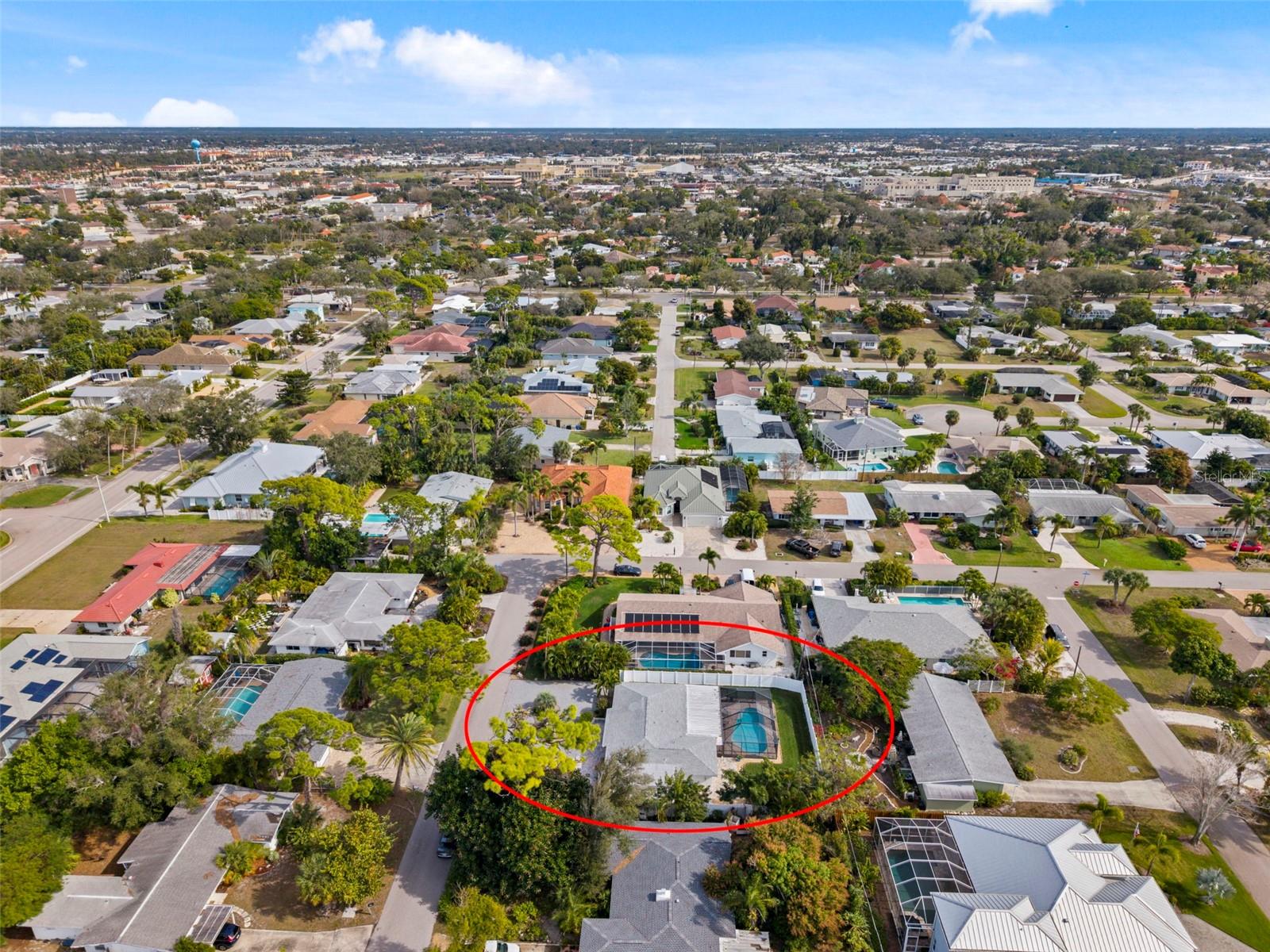 Image 51 of 93 For 507 Sante Joseph Street