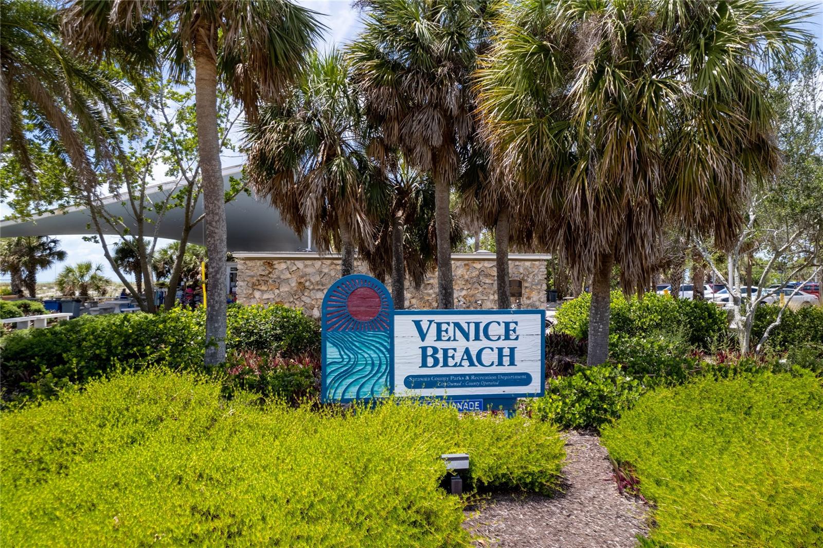 Image 56 of 93 For 507 Sante Joseph Street