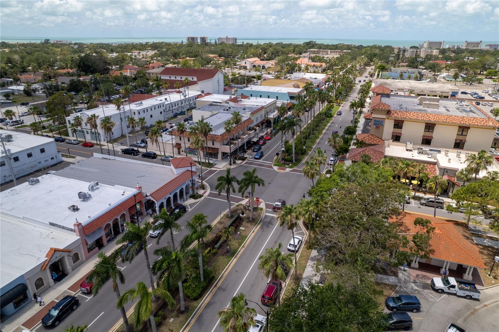 Image 61 of 93 For 507 Sante Joseph Street