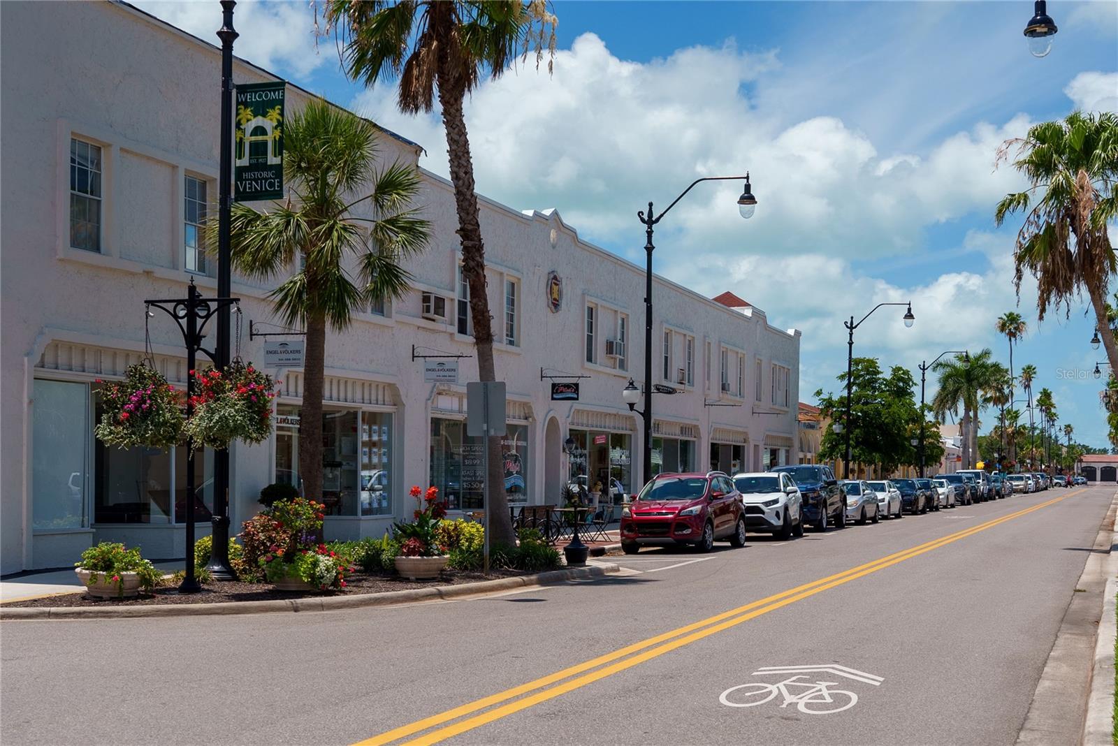 Image 73 of 93 For 507 Sante Joseph Street