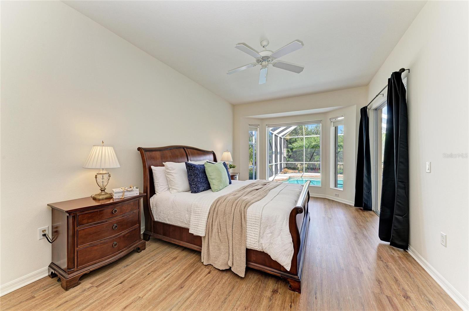 Image 20 of 50 For 8226 Barton Farms Boulevard