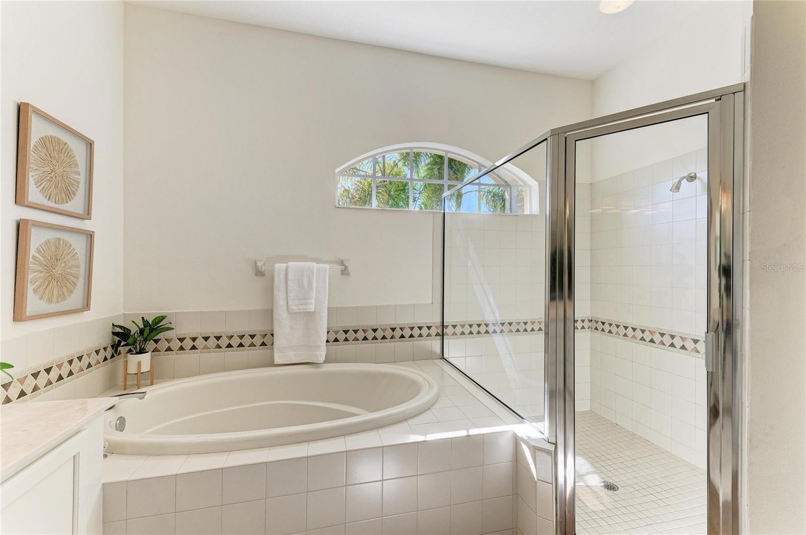 Image 23 of 50 For 8226 Barton Farms Boulevard