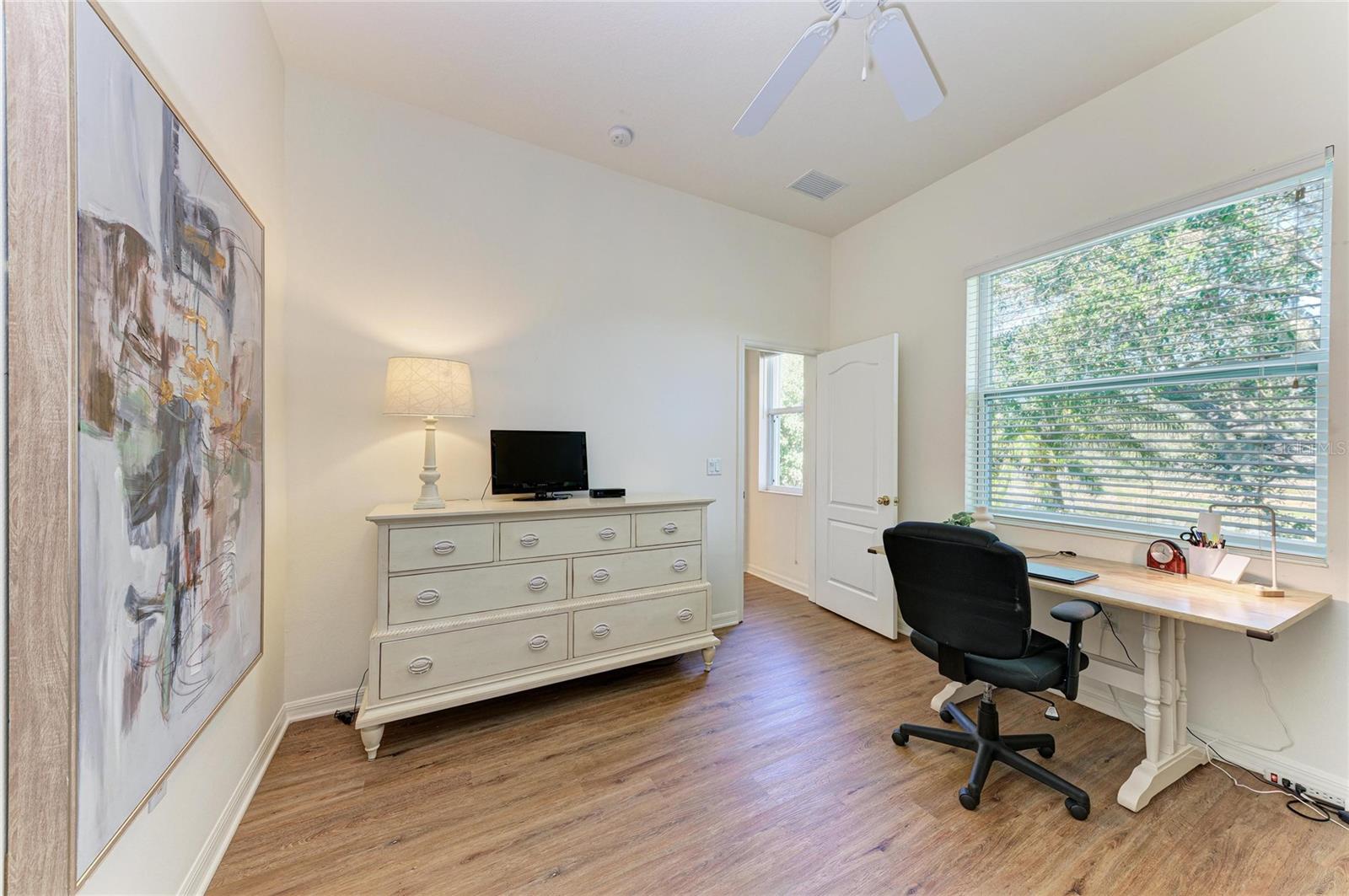 Image 30 of 50 For 8226 Barton Farms Boulevard