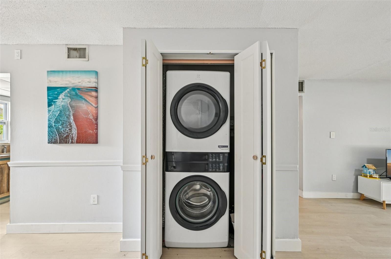 Image 19 of 33 For 2727 75th Street W 9a14