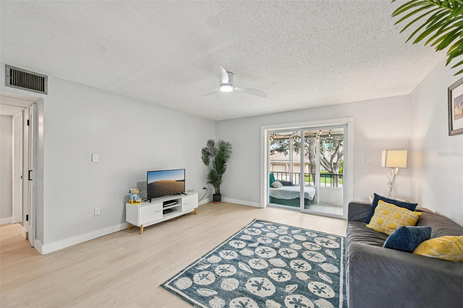 Image 3 of 33 For 2727 75th Street W 9a14