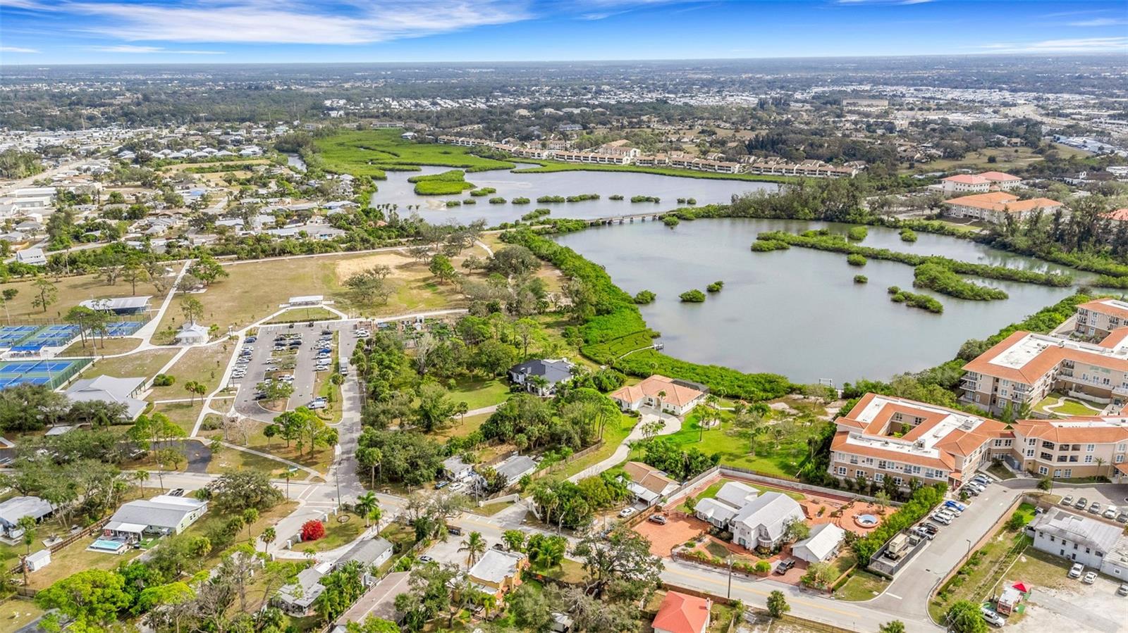 Image 26 of 29 For 102 Brenda Lane