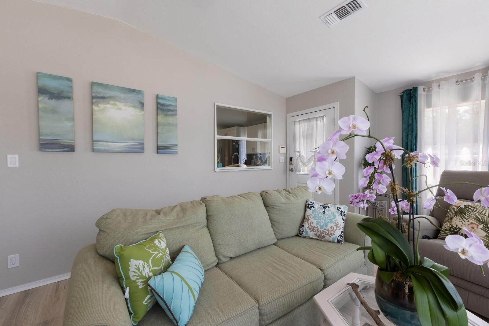 Image 10 of 50 For 8225 Drew Street