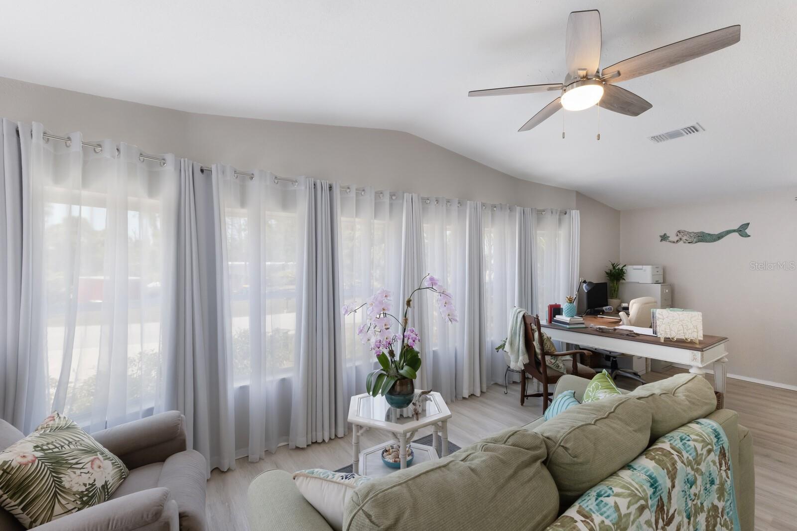 Image 11 of 50 For 8225 Drew Street