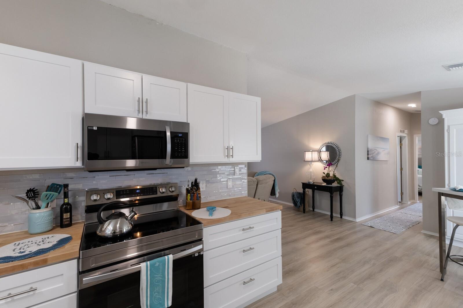 Image 21 of 50 For 8225 Drew Street