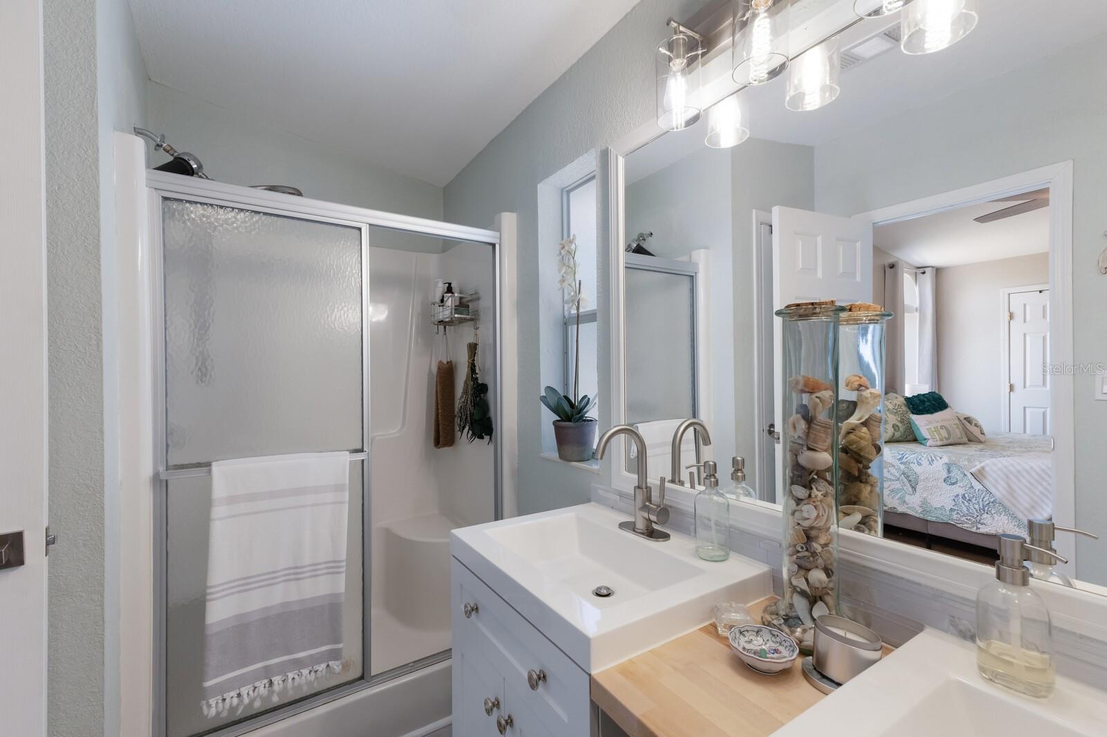 Image 27 of 50 For 8225 Drew Street