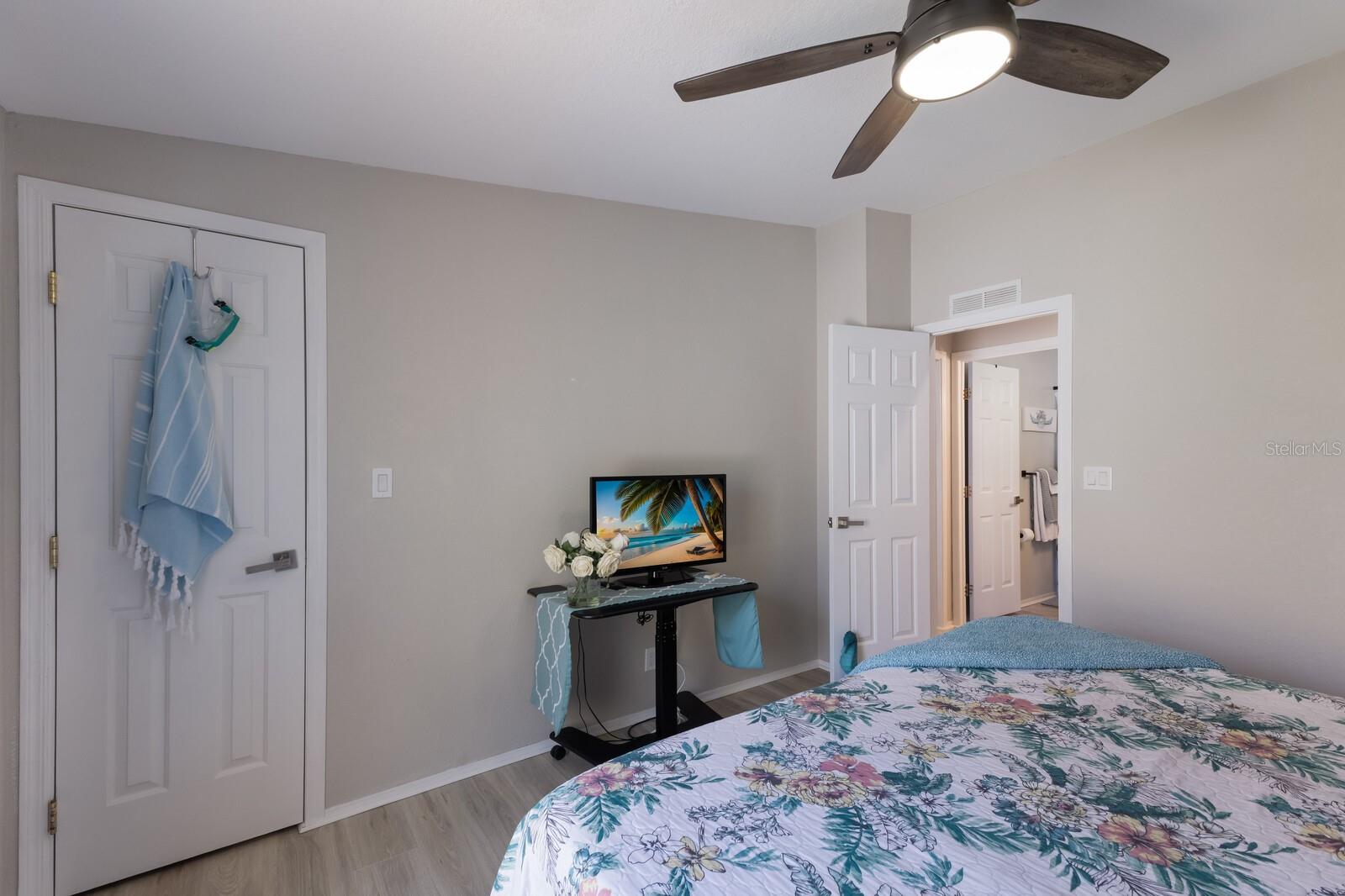 Image 29 of 50 For 8225 Drew Street