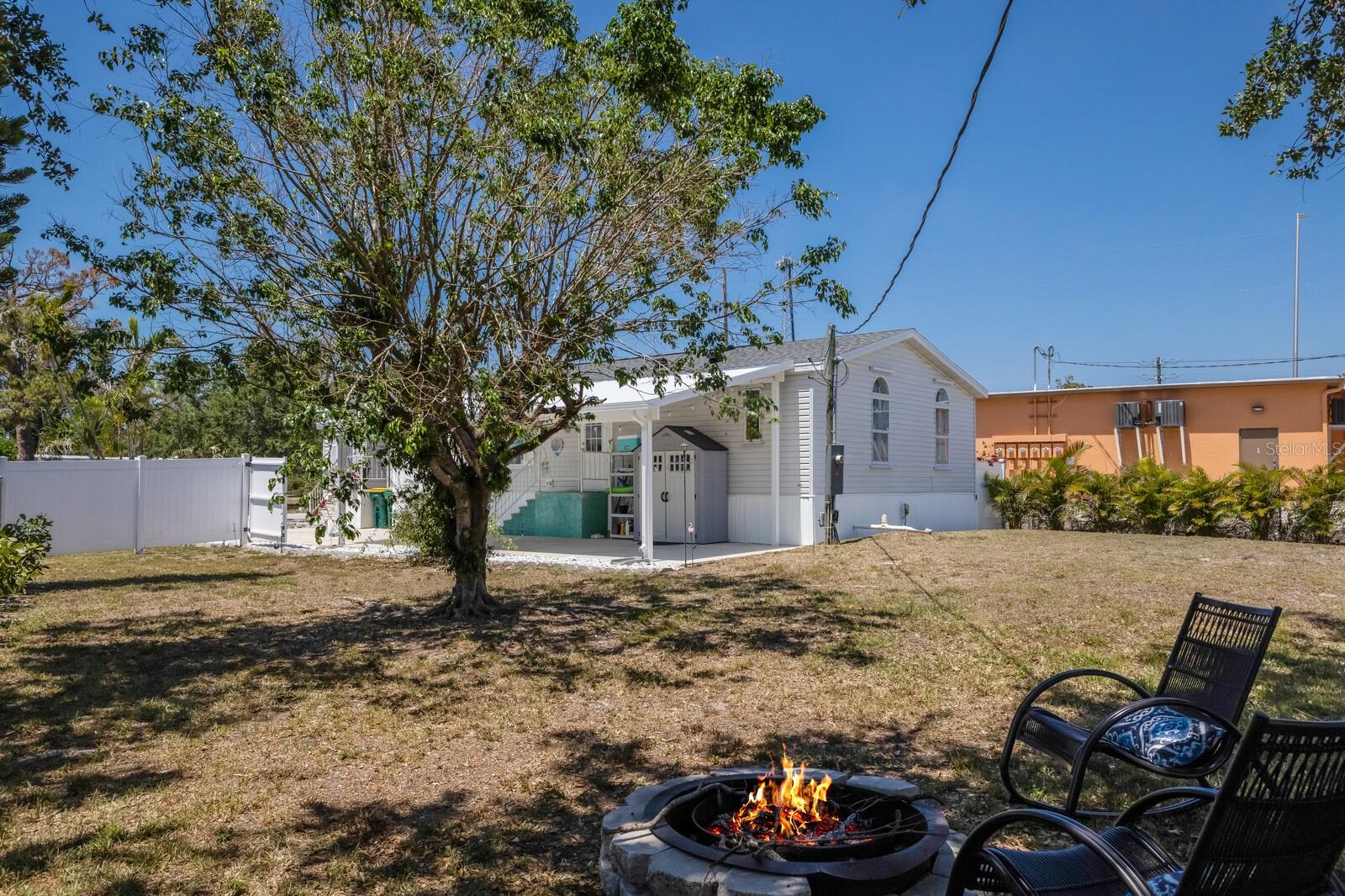 Image 33 of 50 For 8225 Drew Street