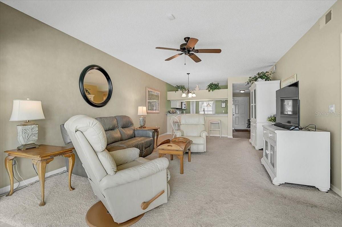 Image 13 of 37 For 4215 Caddie Drive E 102