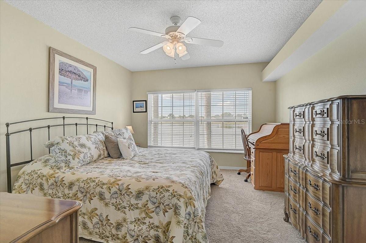 Image 18 of 37 For 4215 Caddie Drive E 102