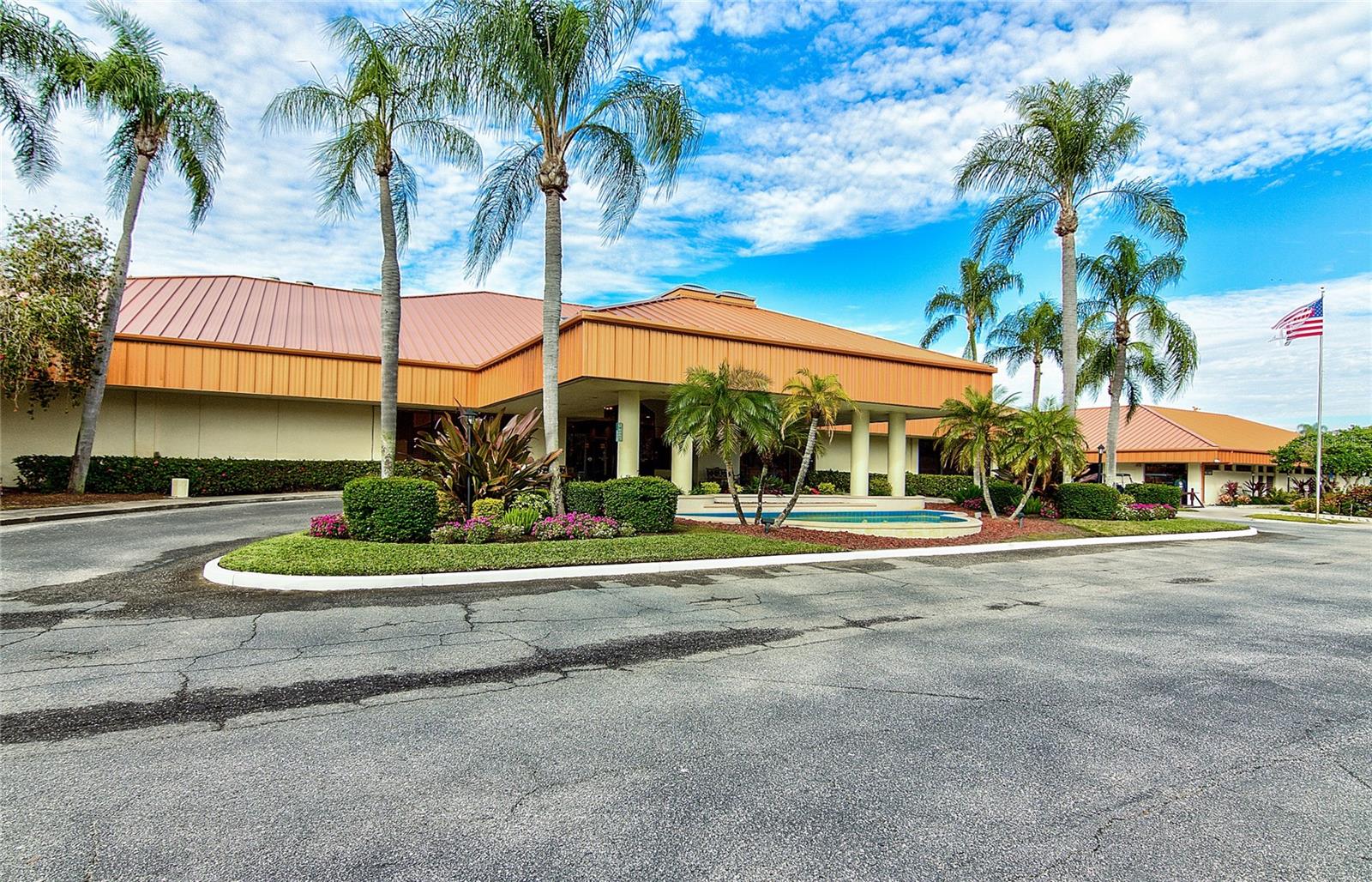 Image 31 of 37 For 4215 Caddie Drive E 102