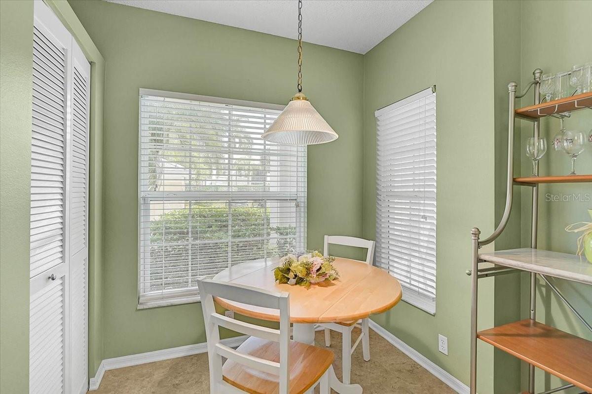 Image 7 of 37 For 4215 Caddie Drive E 102