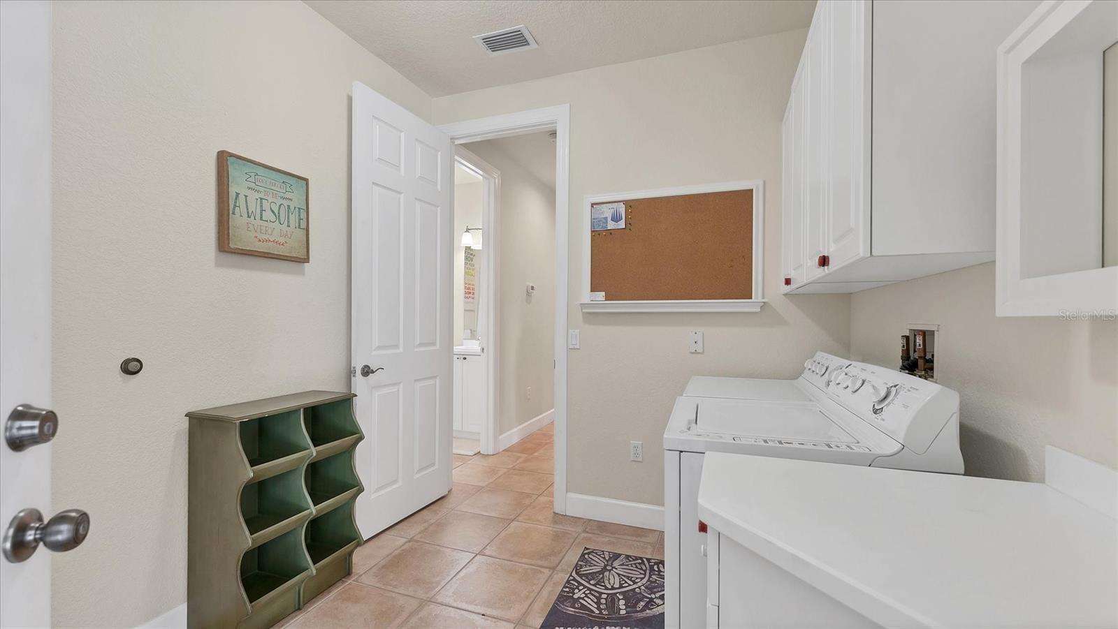 Image 26 of 38 For 5433 46th Court W