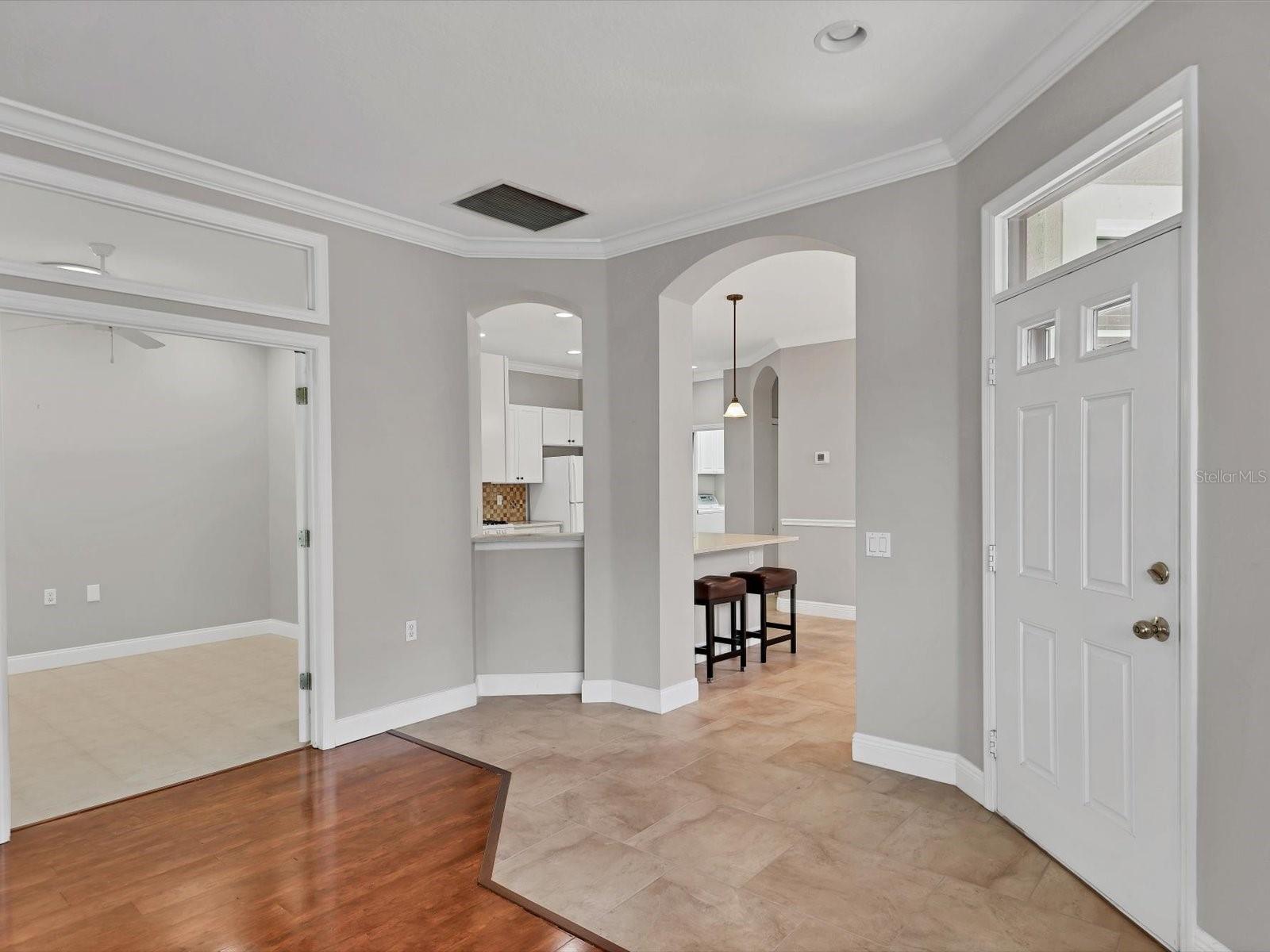 Image 15 of 36 For 7021 Woodmore Terrace