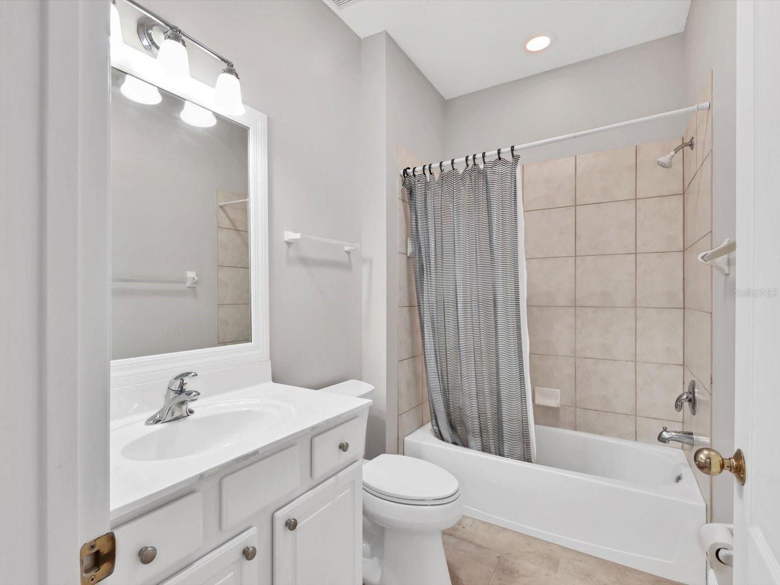 Image 26 of 36 For 7021 Woodmore Terrace