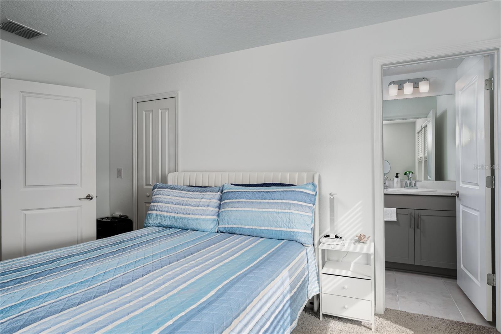 Image 12 of 30 For 6253 Whetstone Court