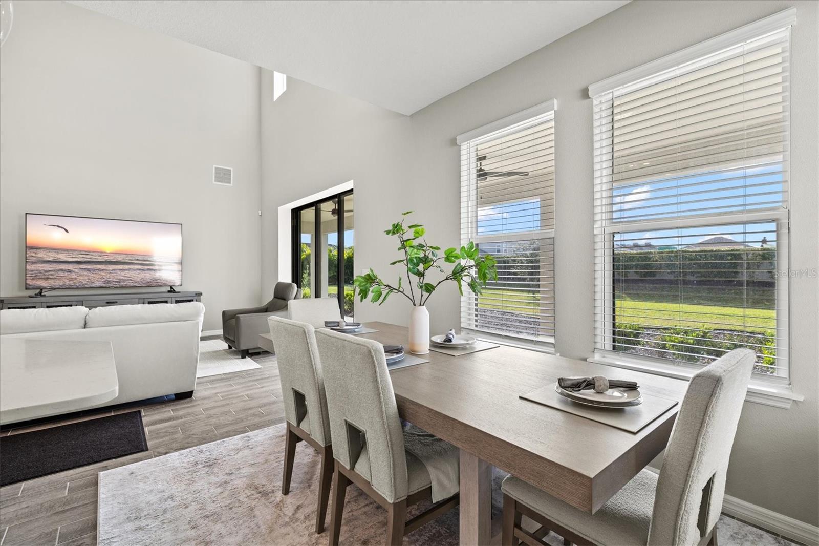 Image 18 of 52 For 9312 Tequila Sunrise Drive