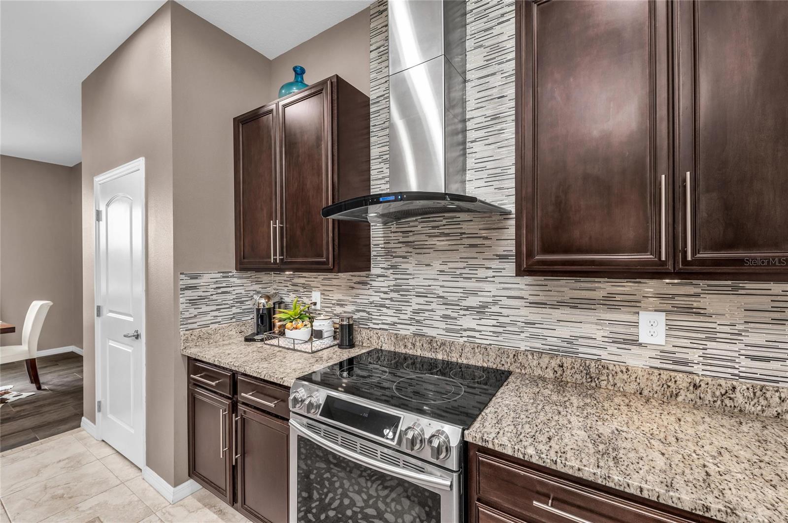 Image 24 of 84 For 7605 257th Street E