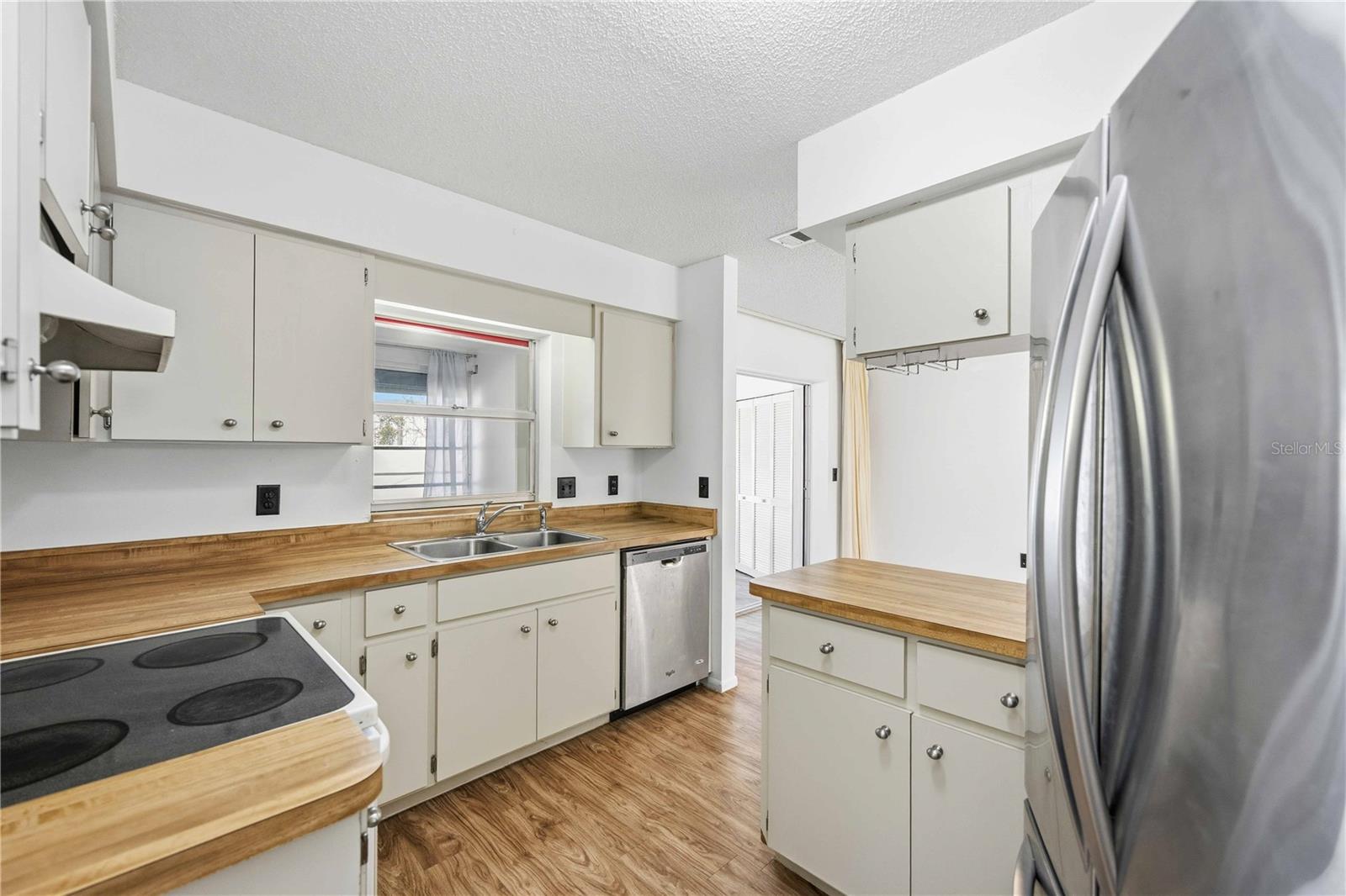 Image 13 of 40 For 80 Circlewood Drive A3-3