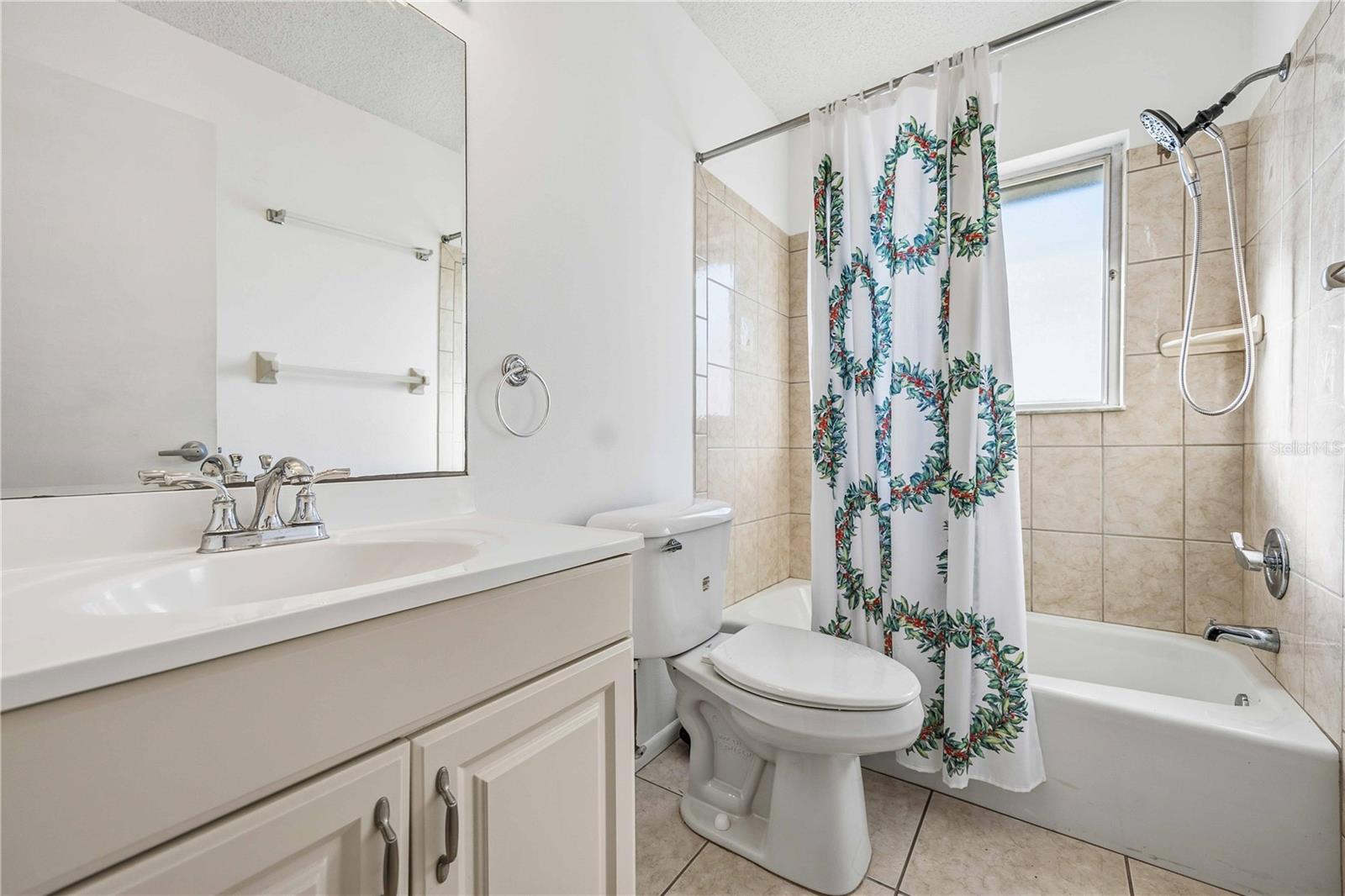 Image 15 of 40 For 80 Circlewood Drive A3-3