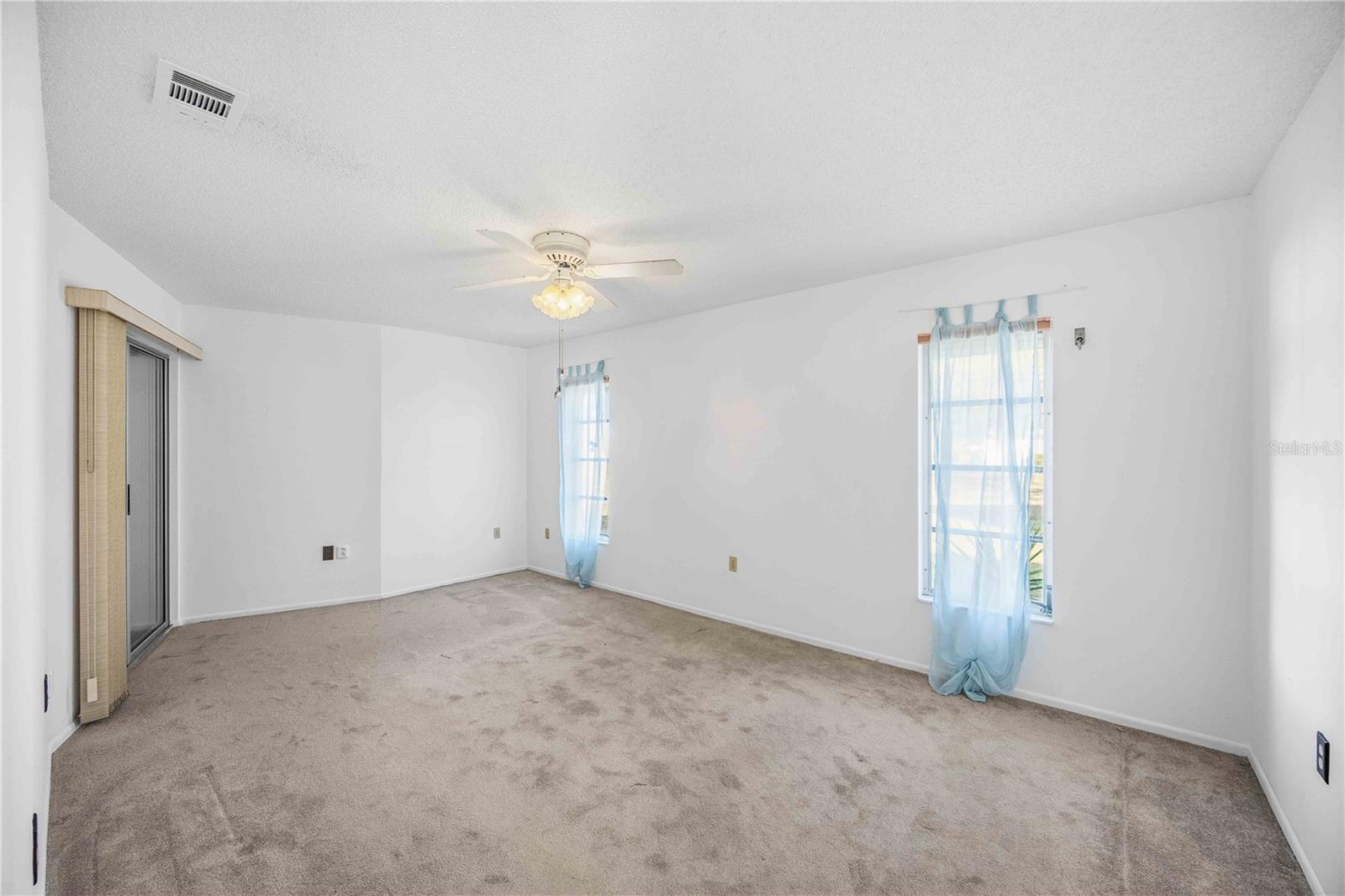 Image 32 of 40 For 80 Circlewood Drive A3-3