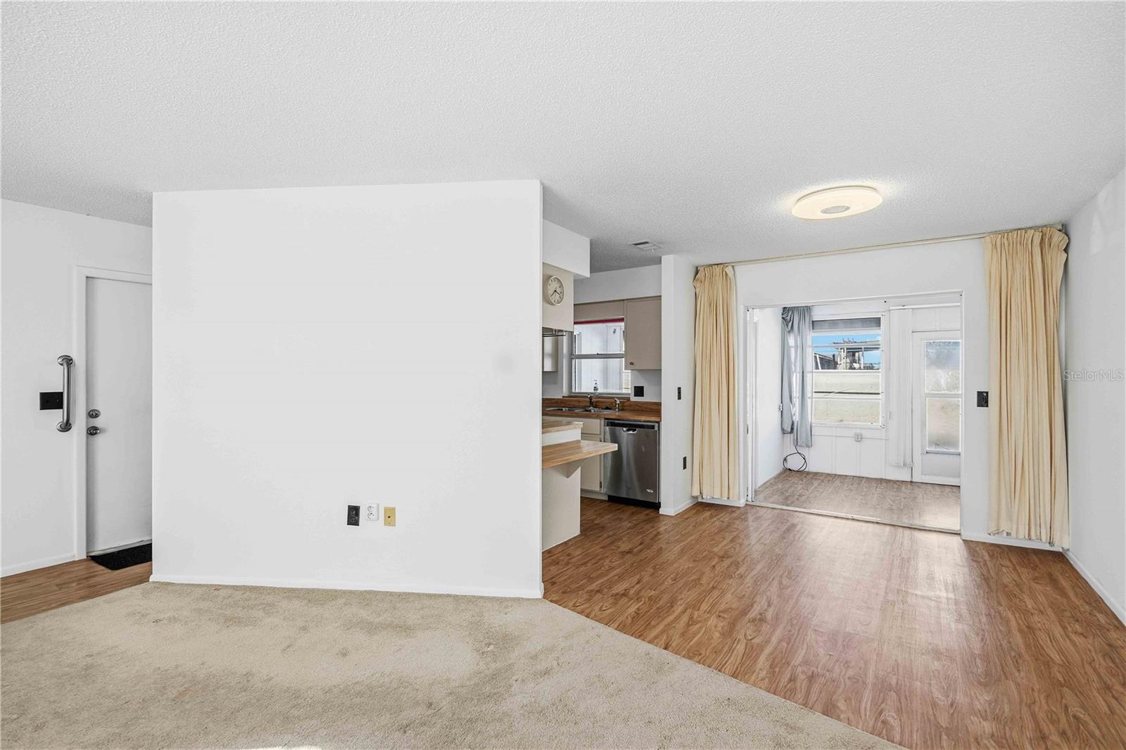 Image 7 of 40 For 80 Circlewood Drive A3-3